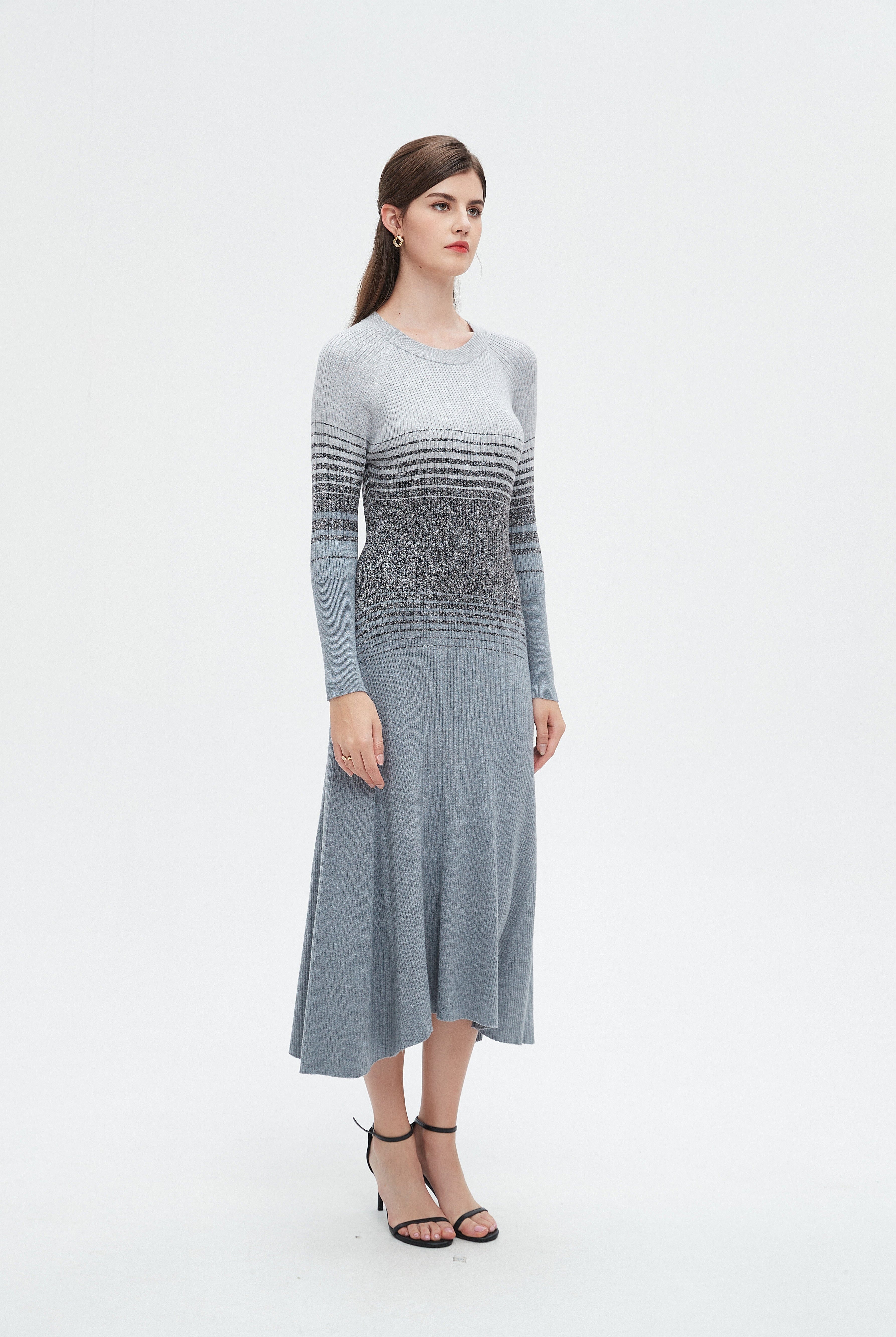 نتشي فستان نسائي ميدي مدرج الوان بأكمام طويلة