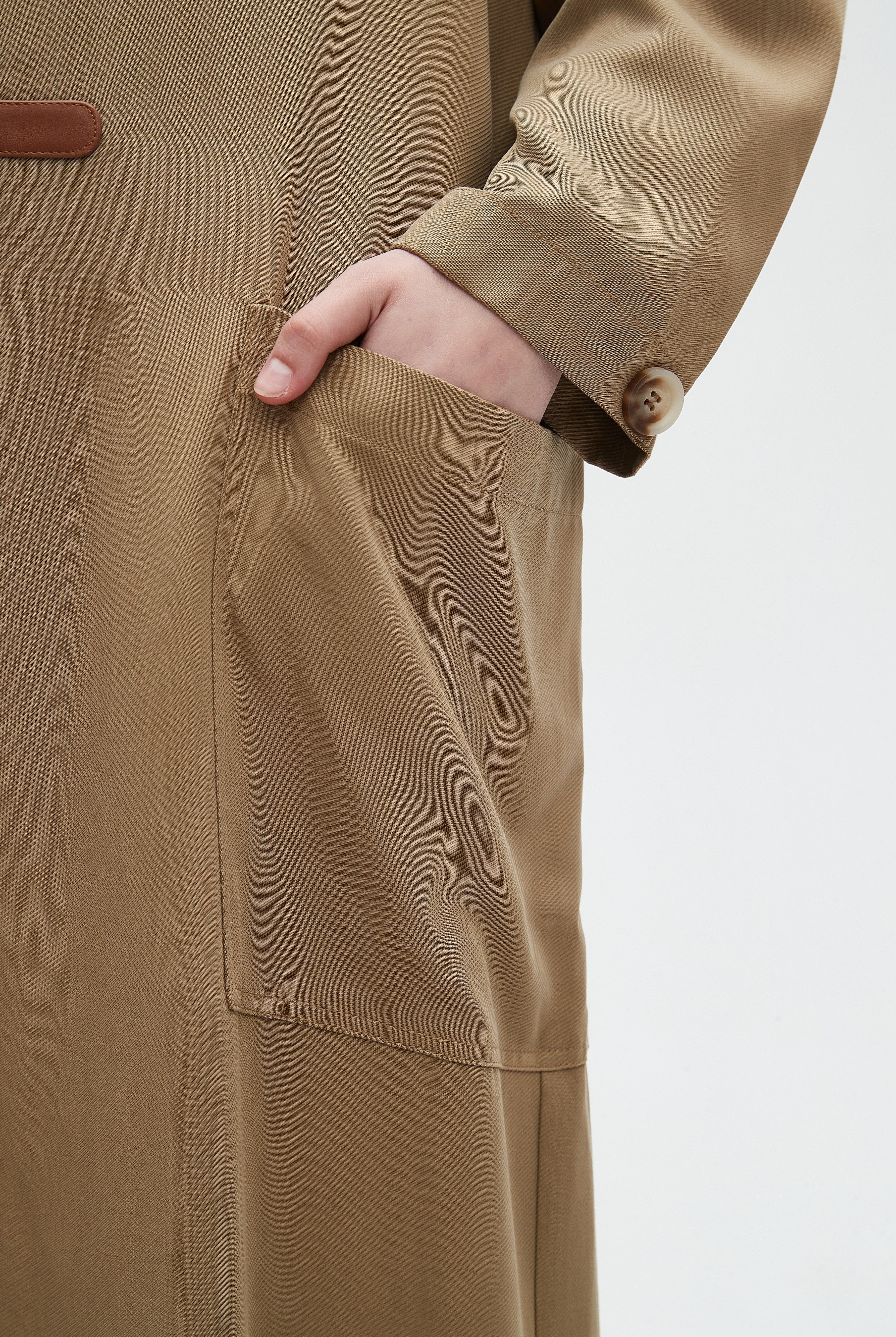 نتشي معطف طويل بكم طويل ساده بياقة طويلة