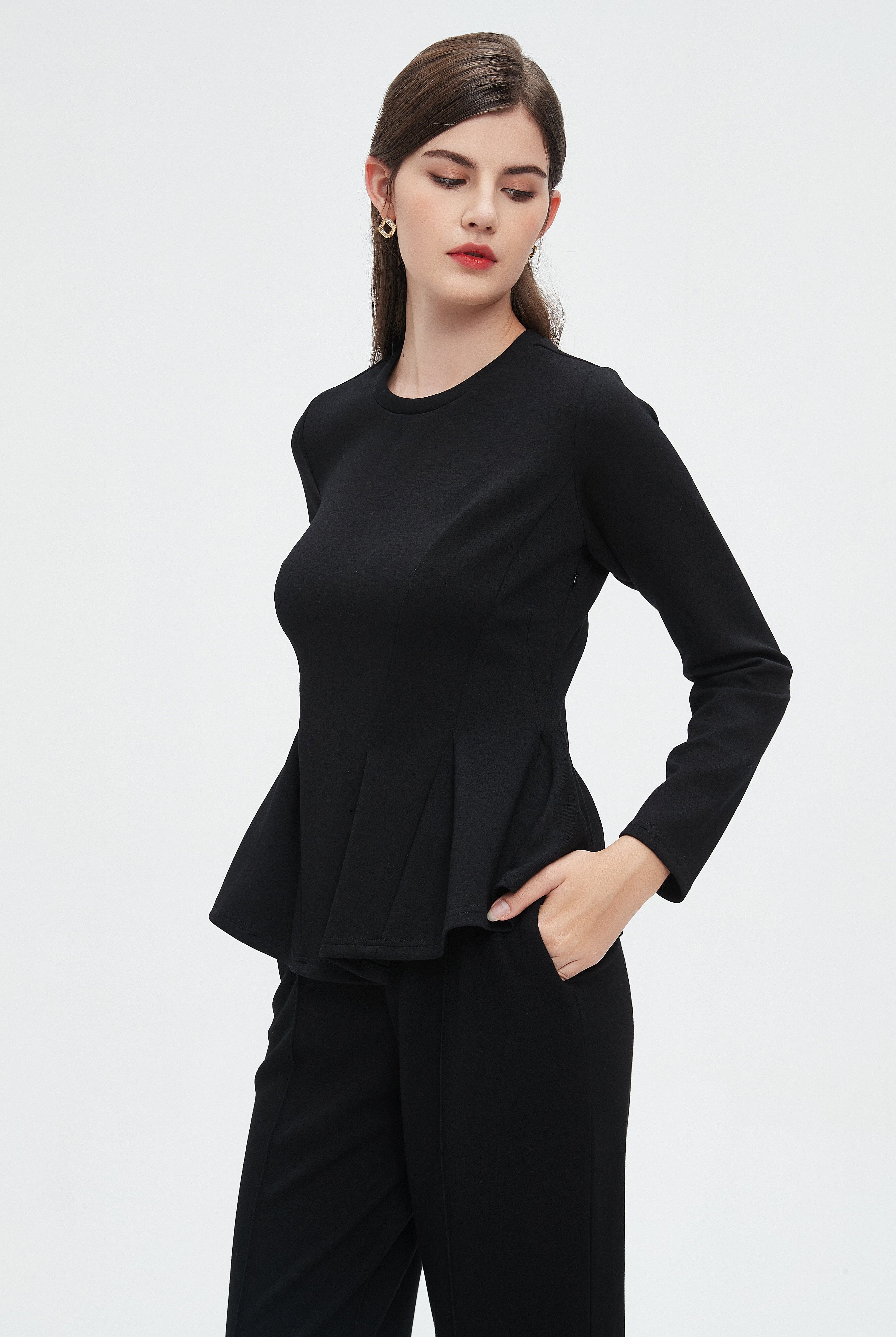 نتشي بلوزة نسائية بكم طويل وقصة كشكش من الخصر