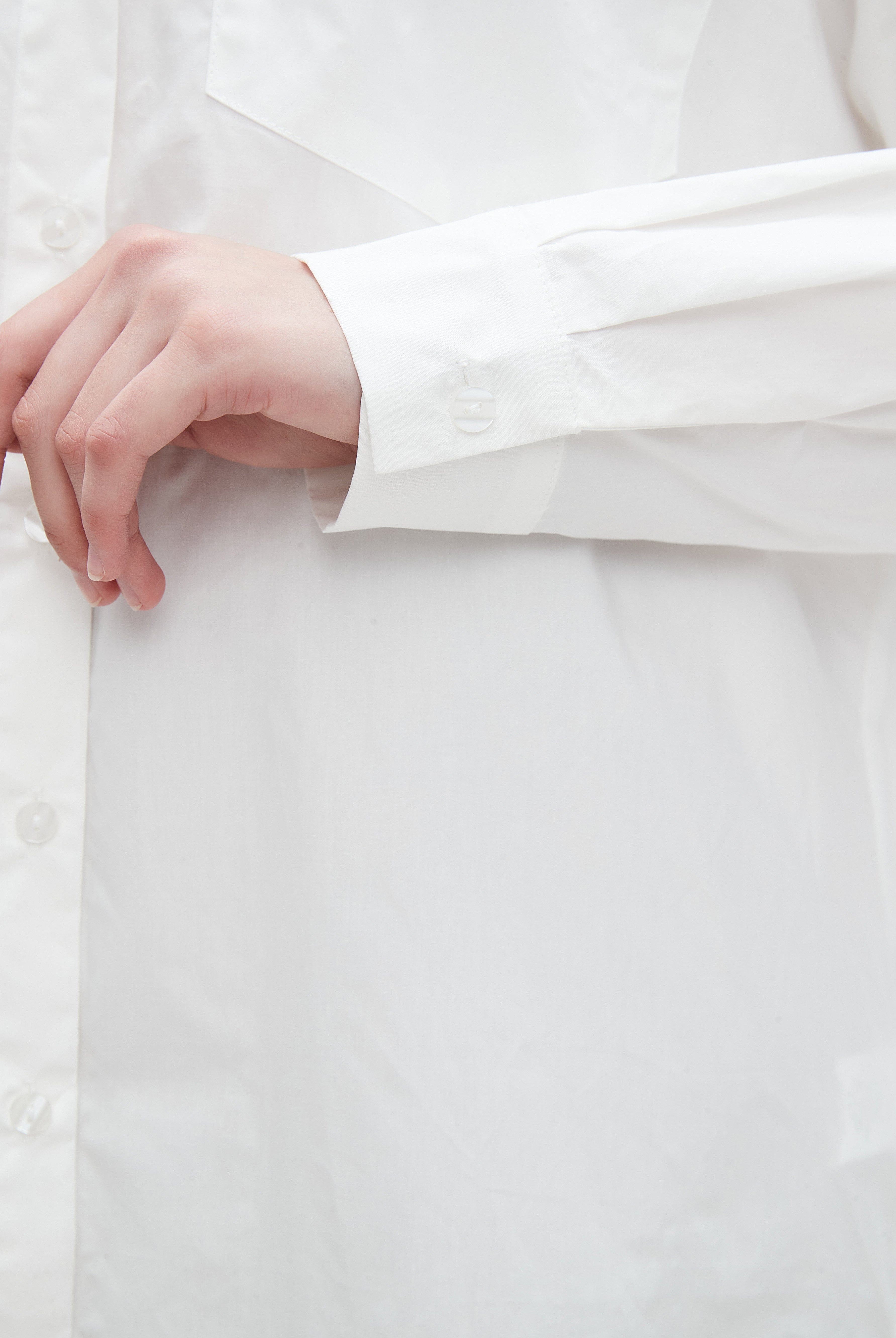 نتشي فستان نسائي سادة واسع قصير بأزرار أمامية وأكمام طويلة