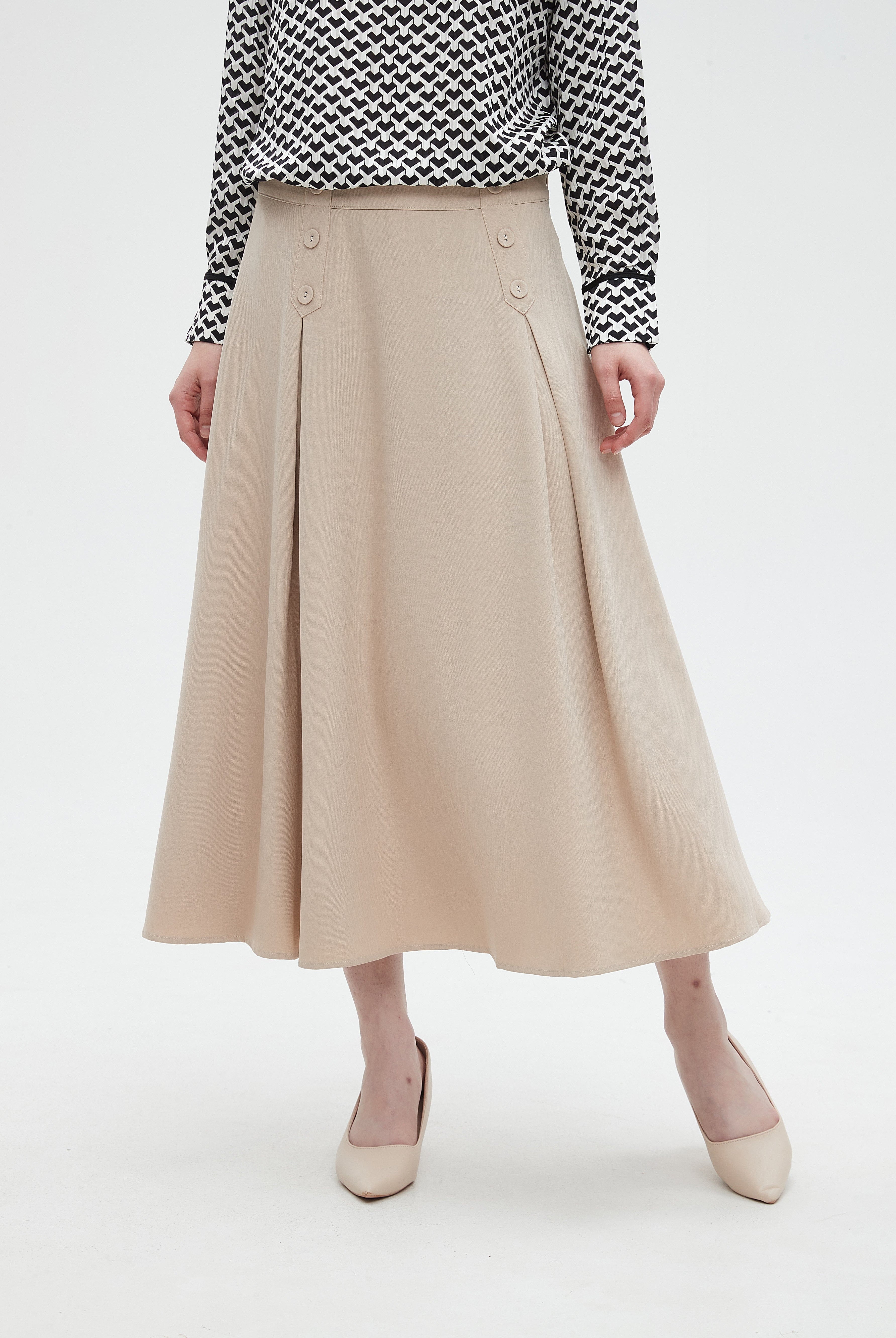 نتشي تنورة نسائية رسمية ميدي واسعة سادة