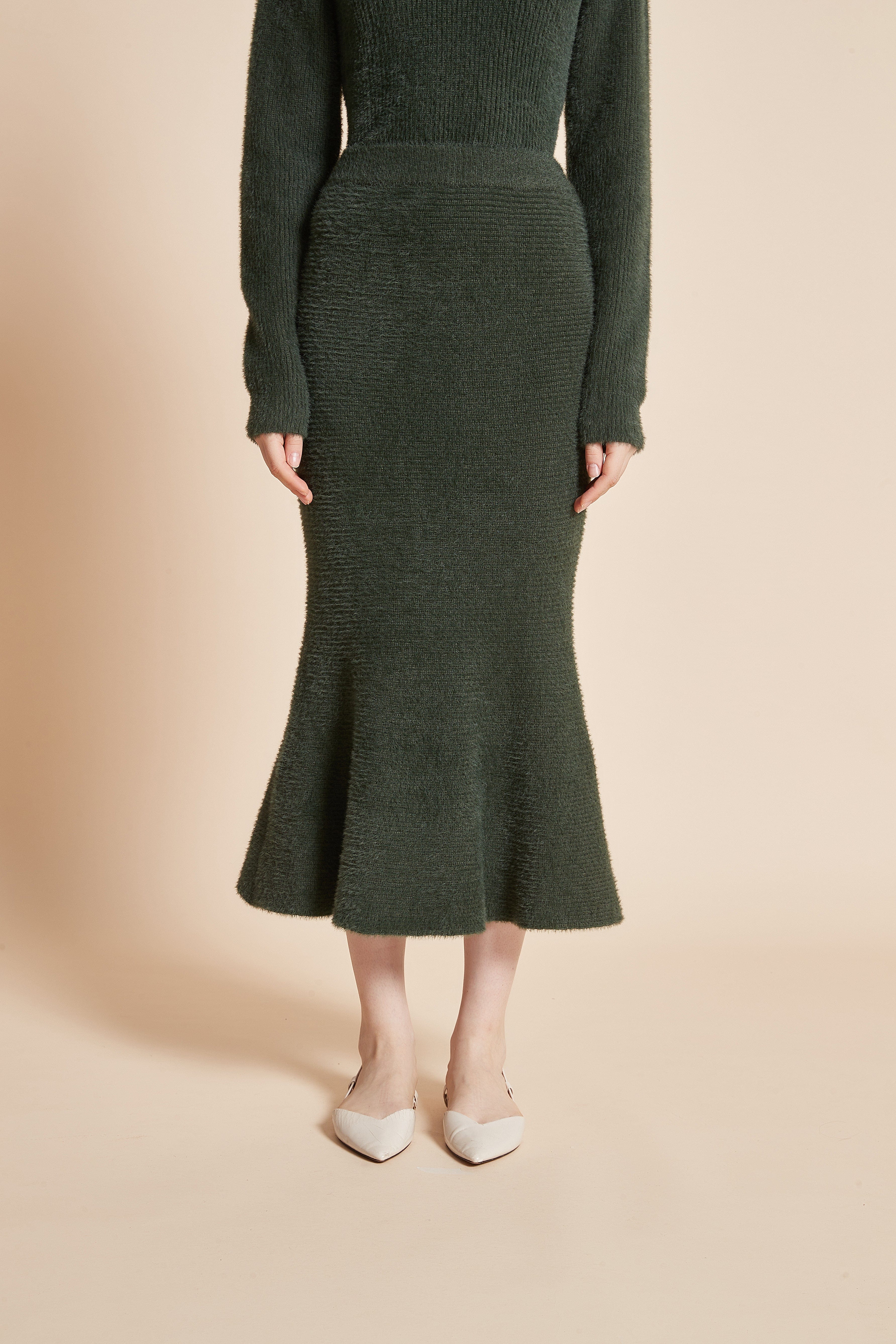 يولا تنورة نسائية ميدي بقصة كشكش