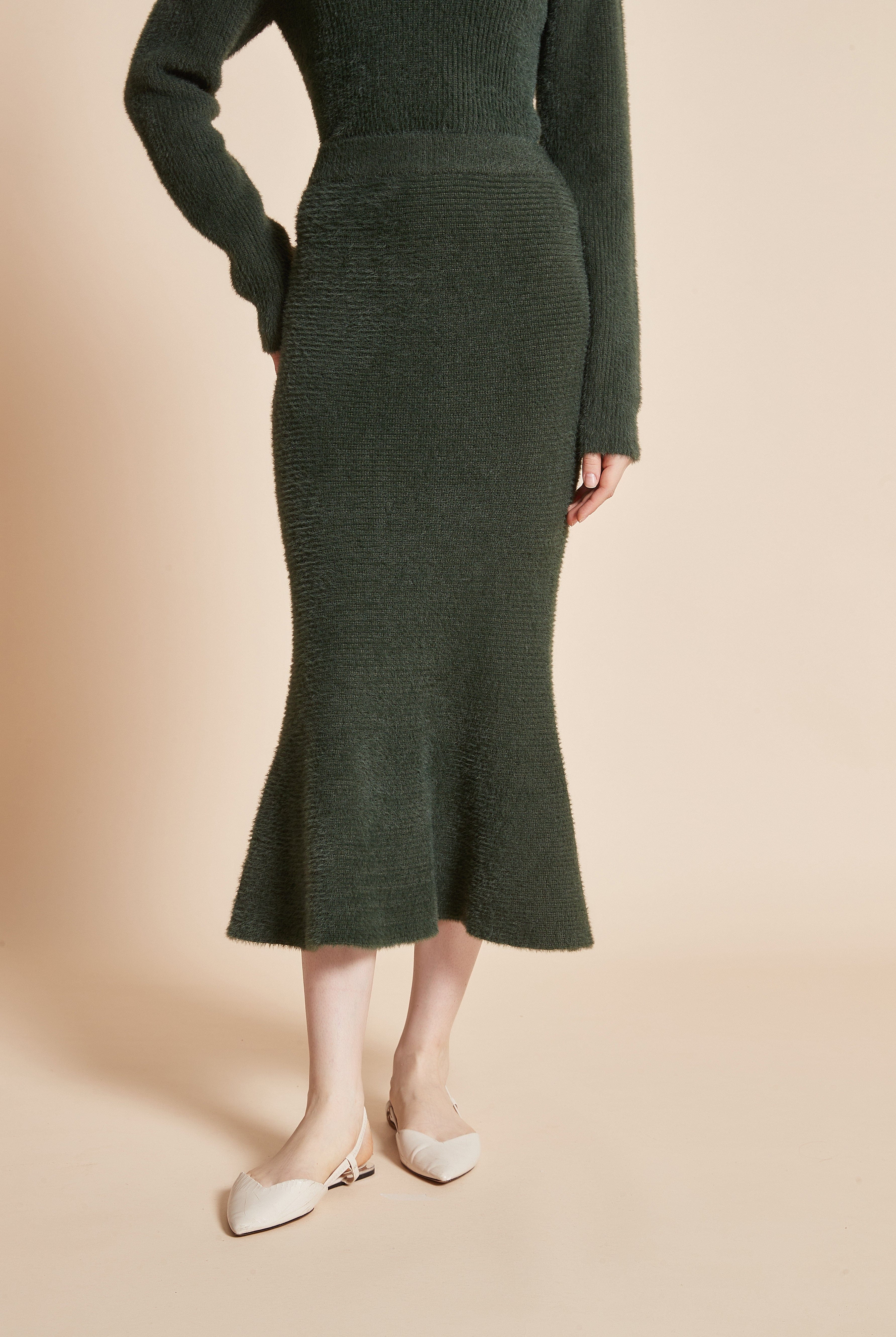 يولا تنورة نسائية ميدي بقصة كشكش