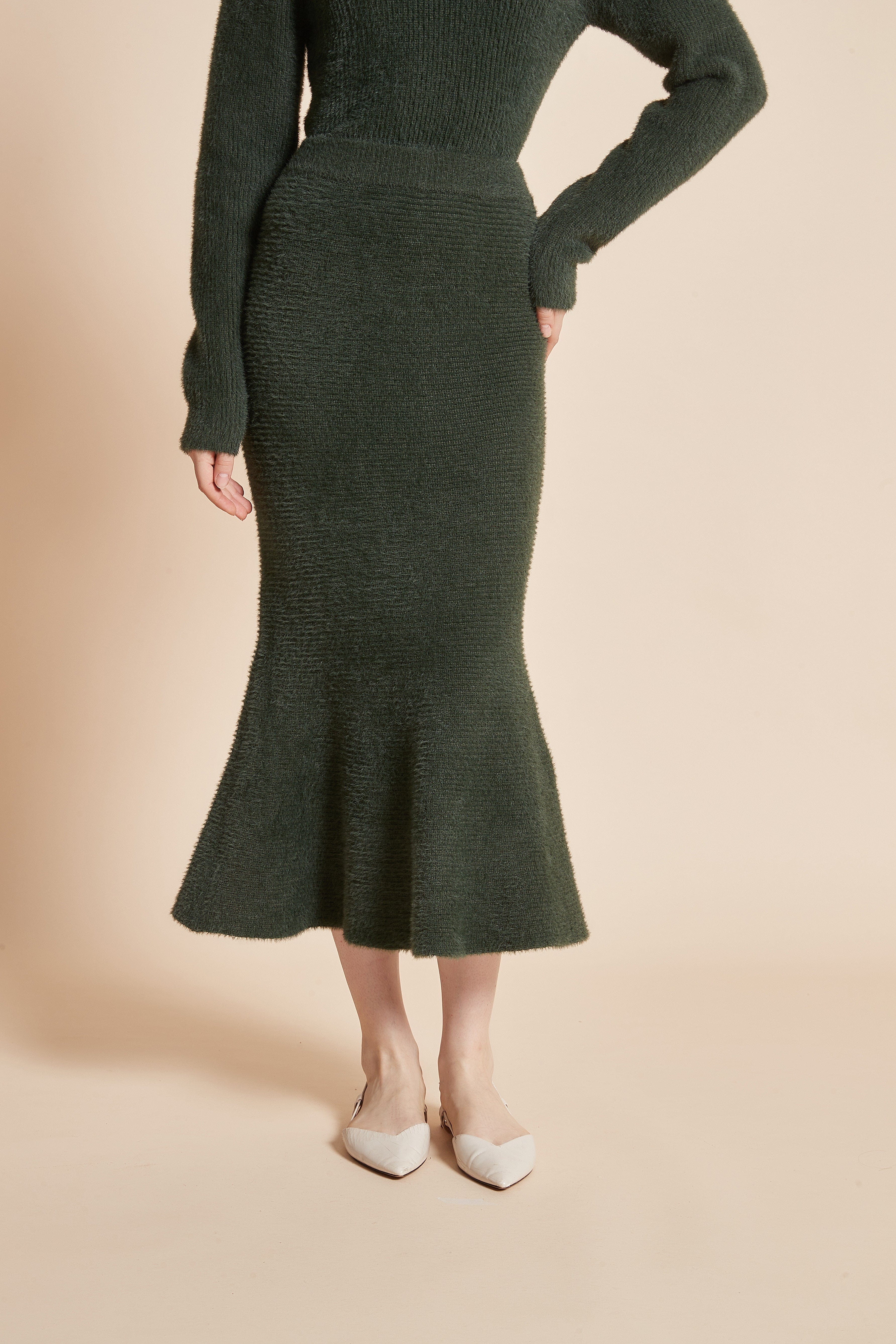 يولا تنورة نسائية ميدي بقصة كشكش