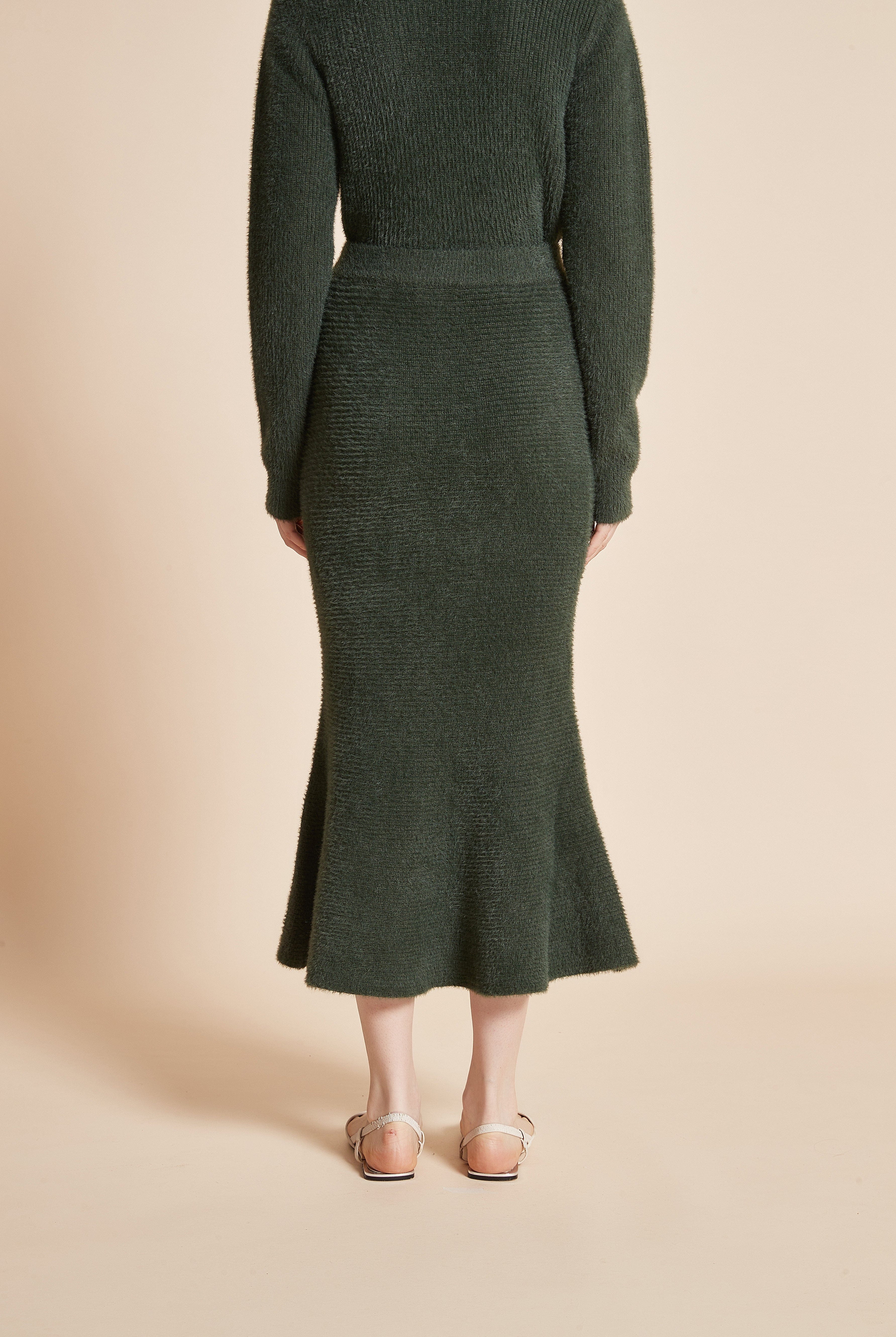 يولا تنورة نسائية ميدي بقصة كشكش