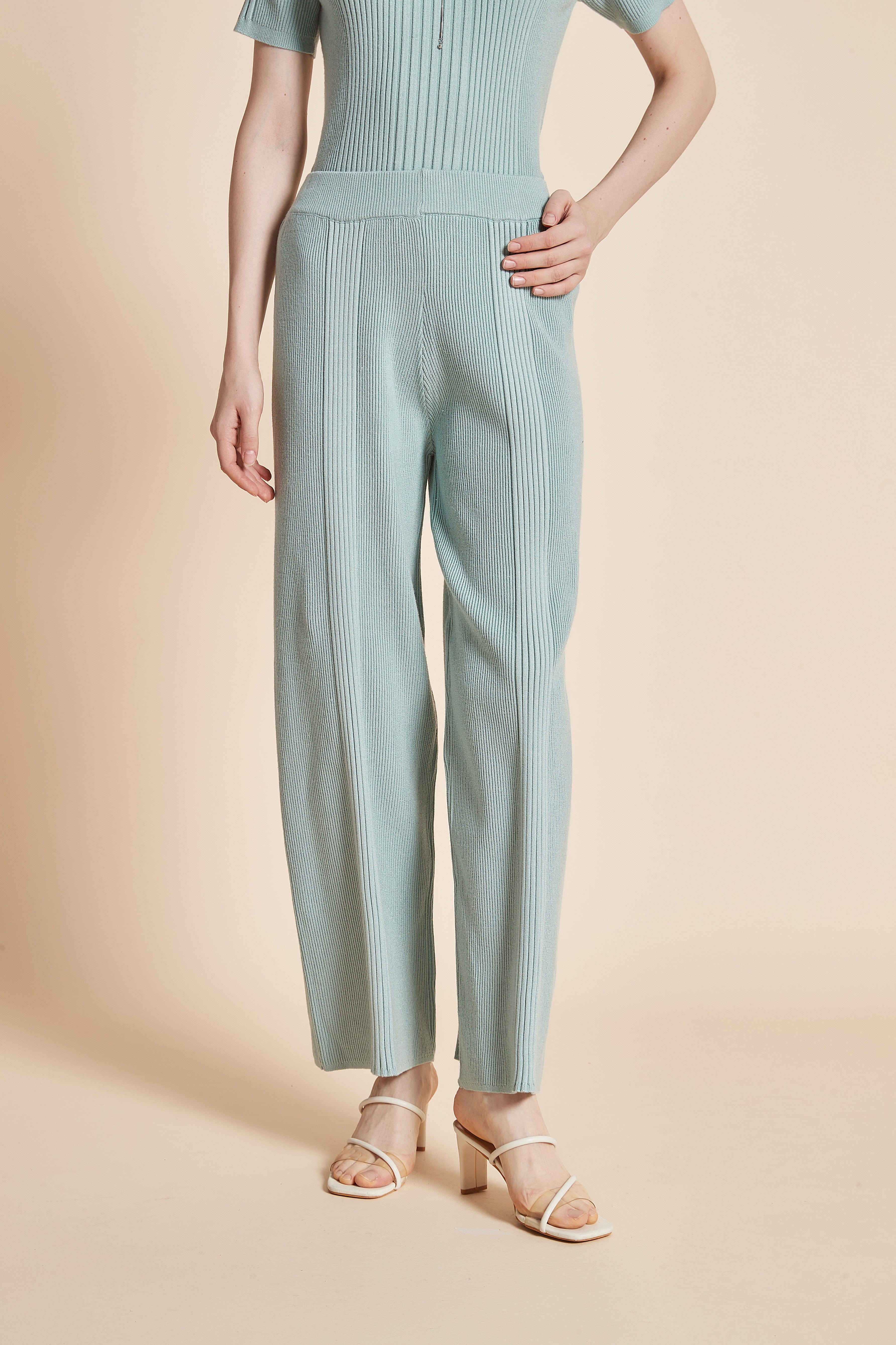 يولا بنطلون نسائي طويل برجل واسعة سادة