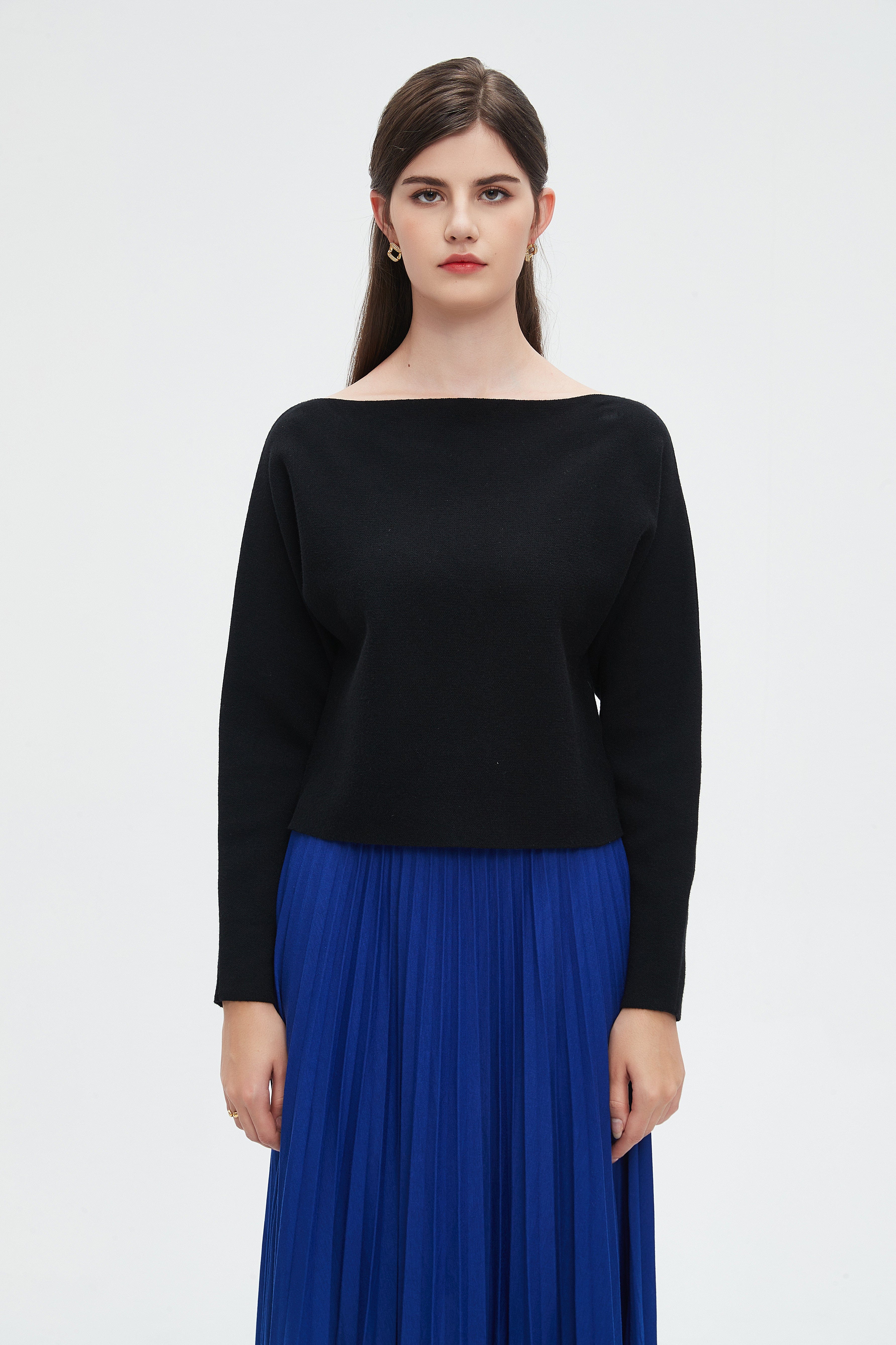 نتشي بلوزة نسائية سادة بأكمام طويلة