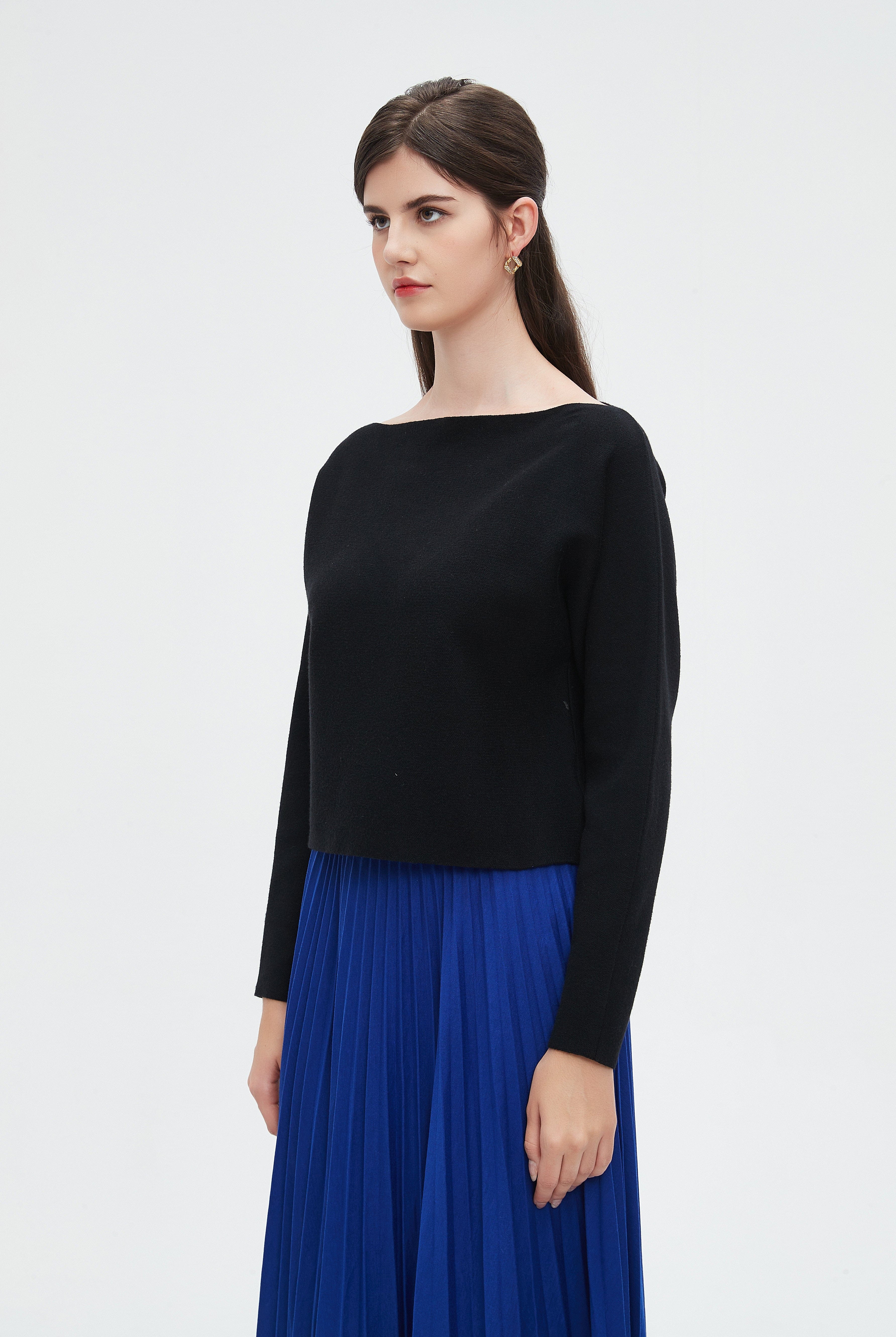 نتشي بلوزة نسائية سادة بأكمام طويلة