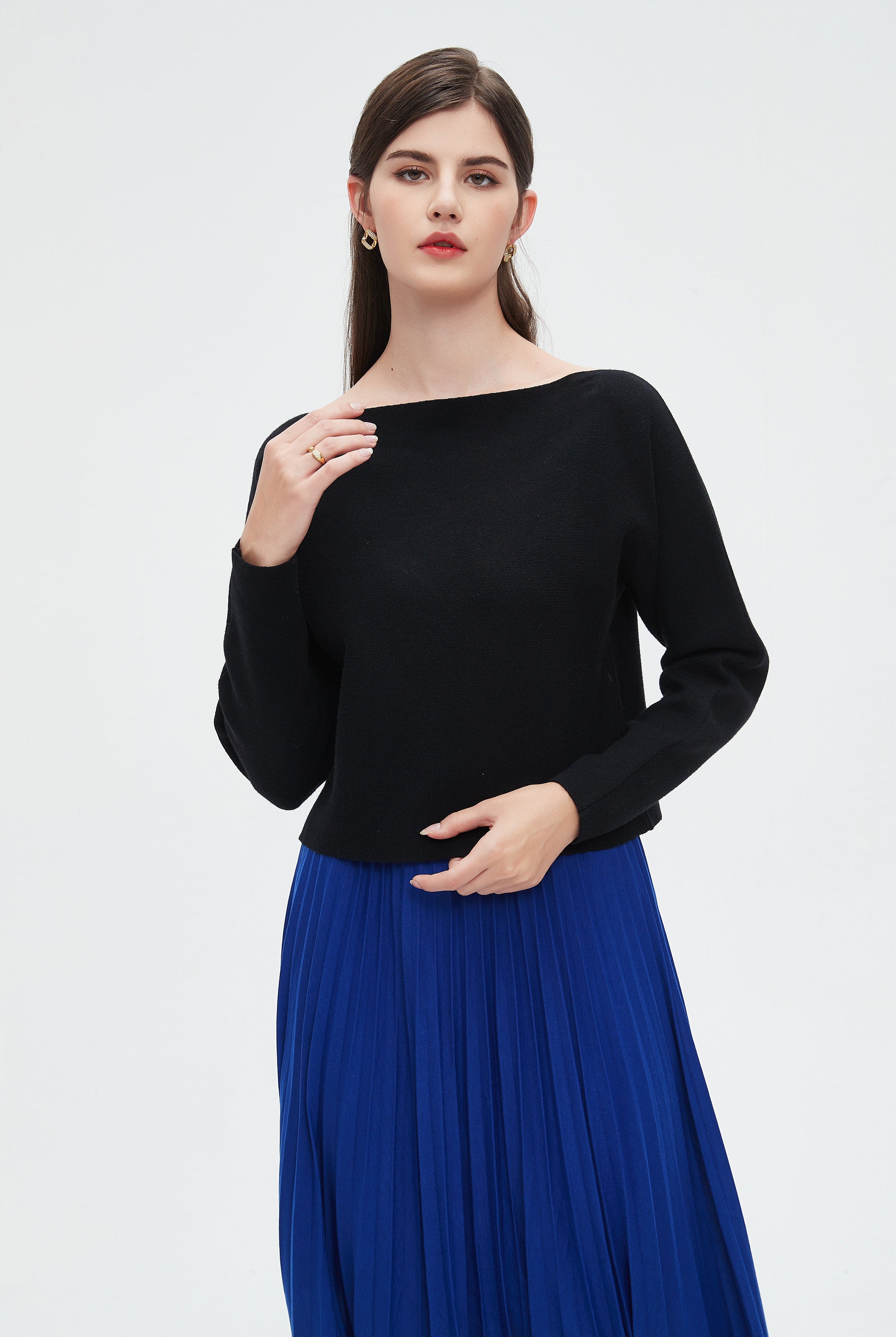 نتشي بلوزة نسائية سادة بأكمام طويلة