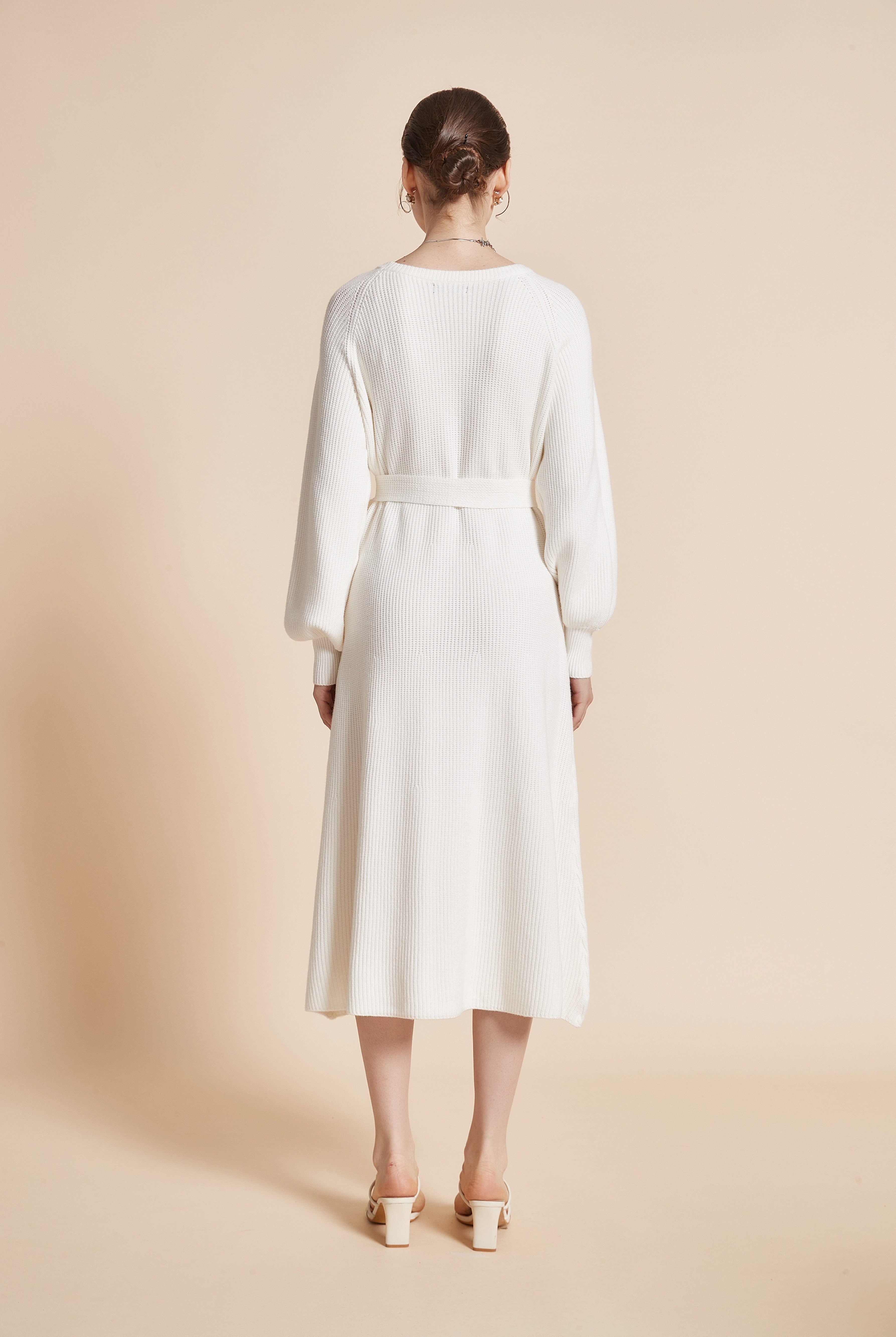 يولا فستان نسائي ميدي بكم طويل ورقبة دائرية مع رباط على الخصر