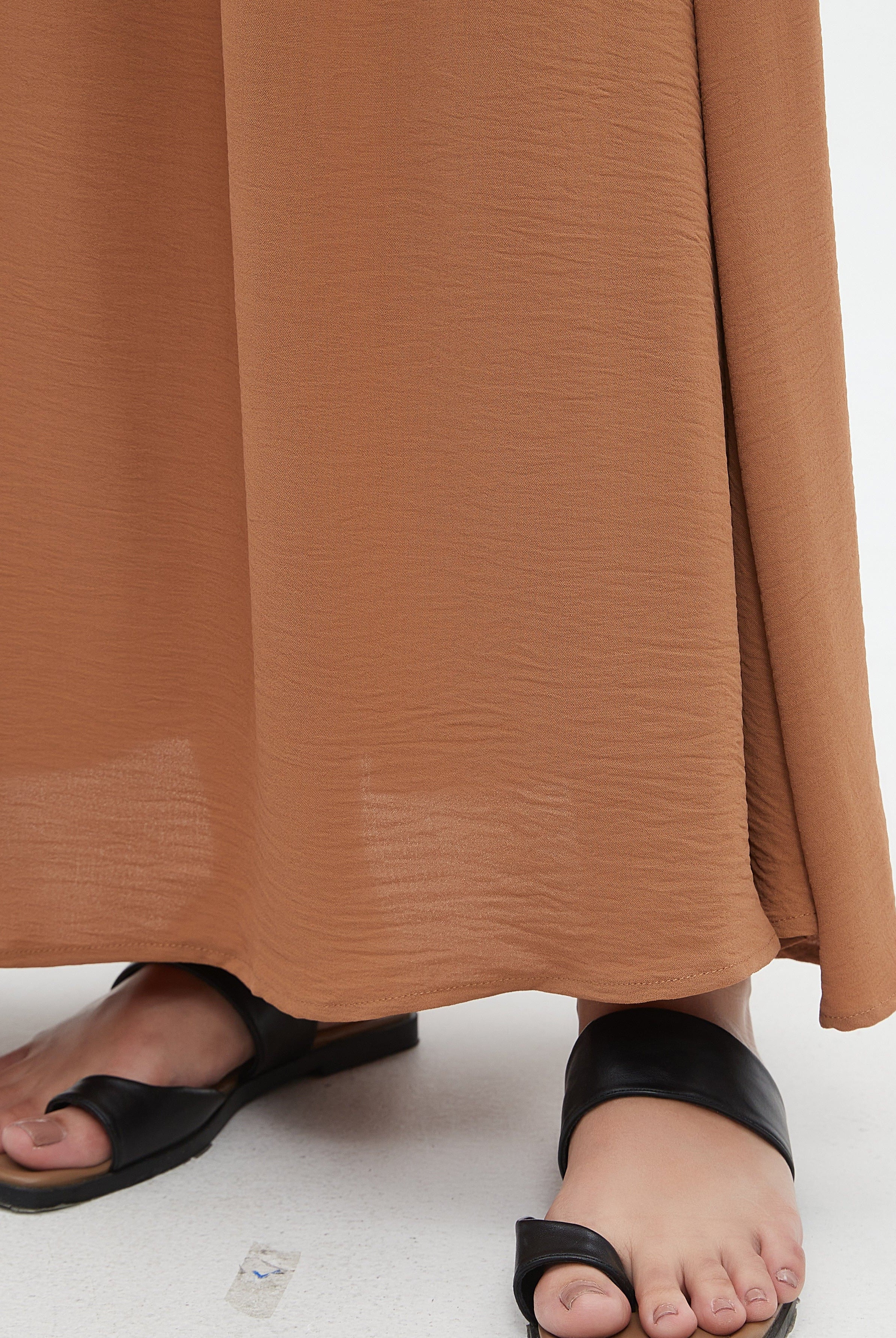 نتشي تنورة طويلة سادة كلاسيك