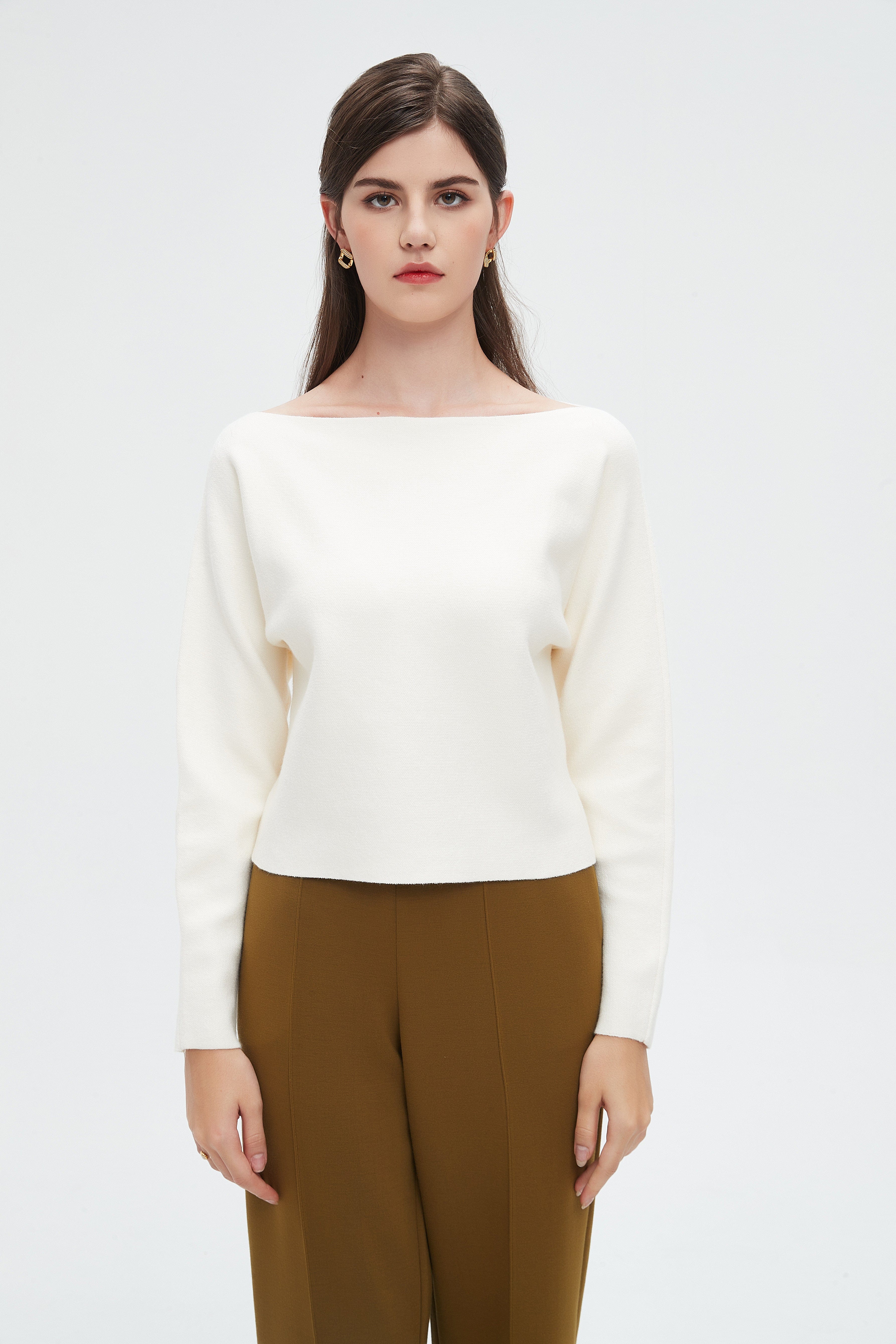 نتشي بلوزة نسائية سادة بأكمام طويلة