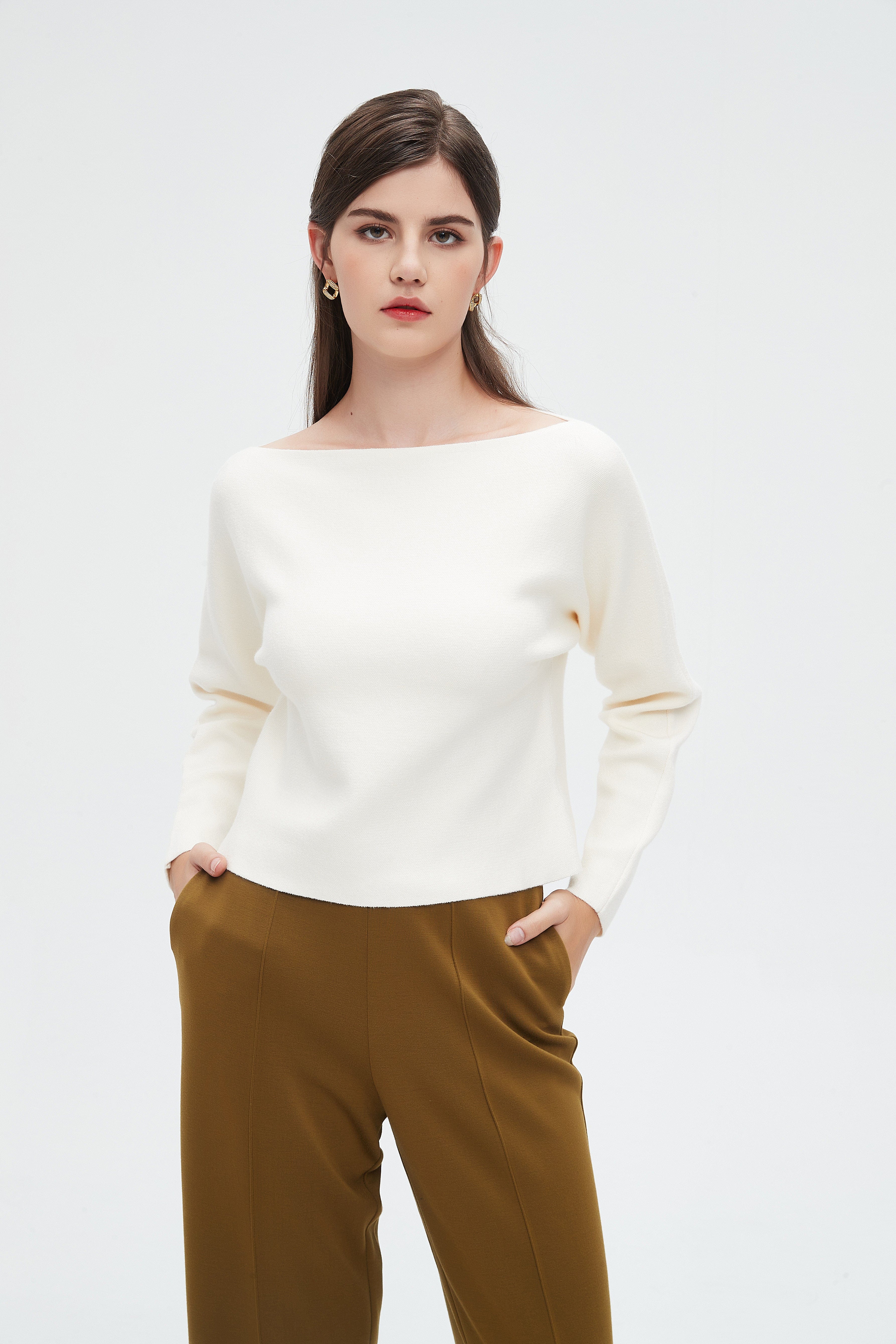 نتشي بلوزة نسائية سادة بأكمام طويلة