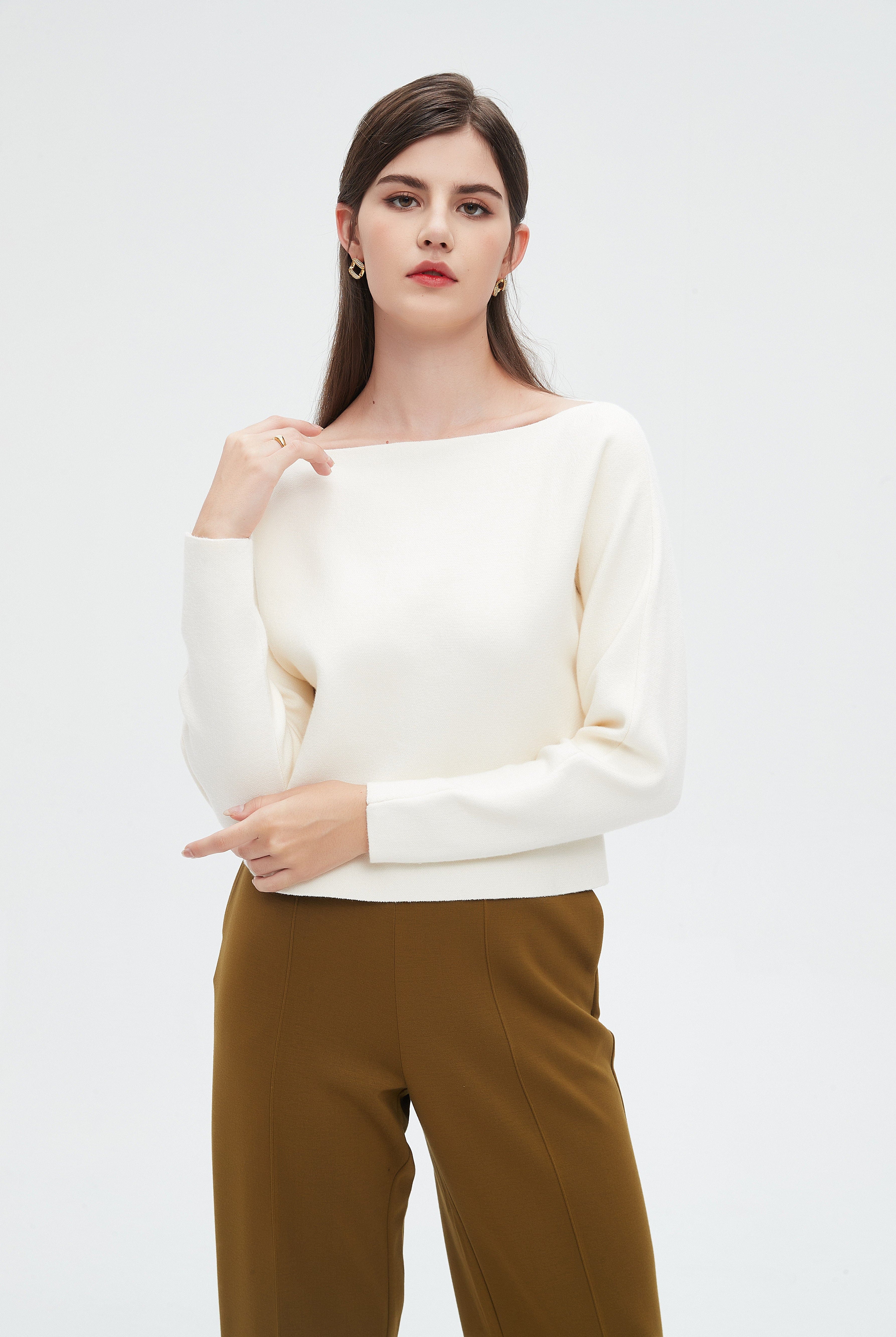 نتشي بلوزة نسائية سادة بأكمام طويلة