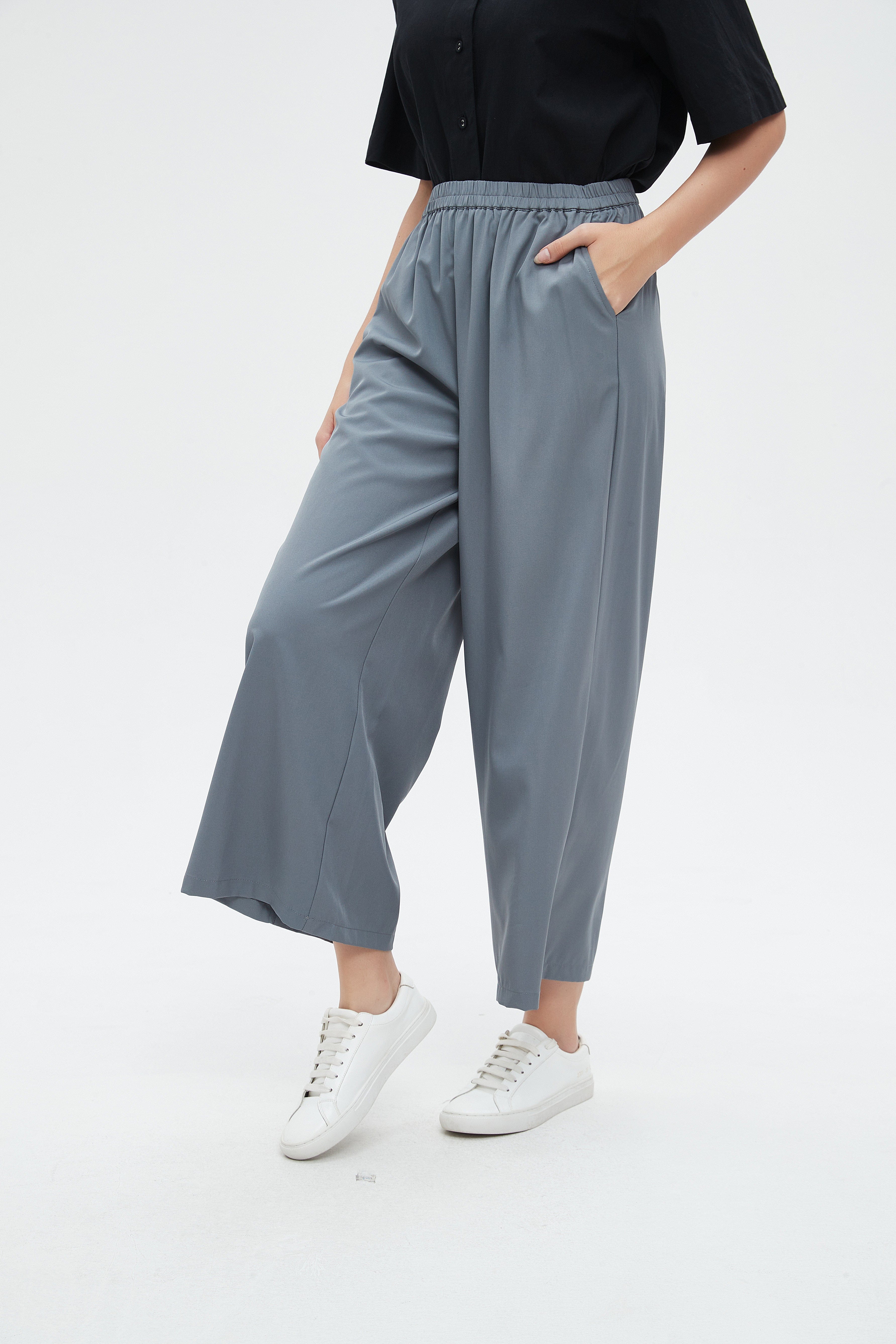 ูุชุดู ุจูุทููู ุทููู ูุงุณุน ู
ู ุงูุงุณูู