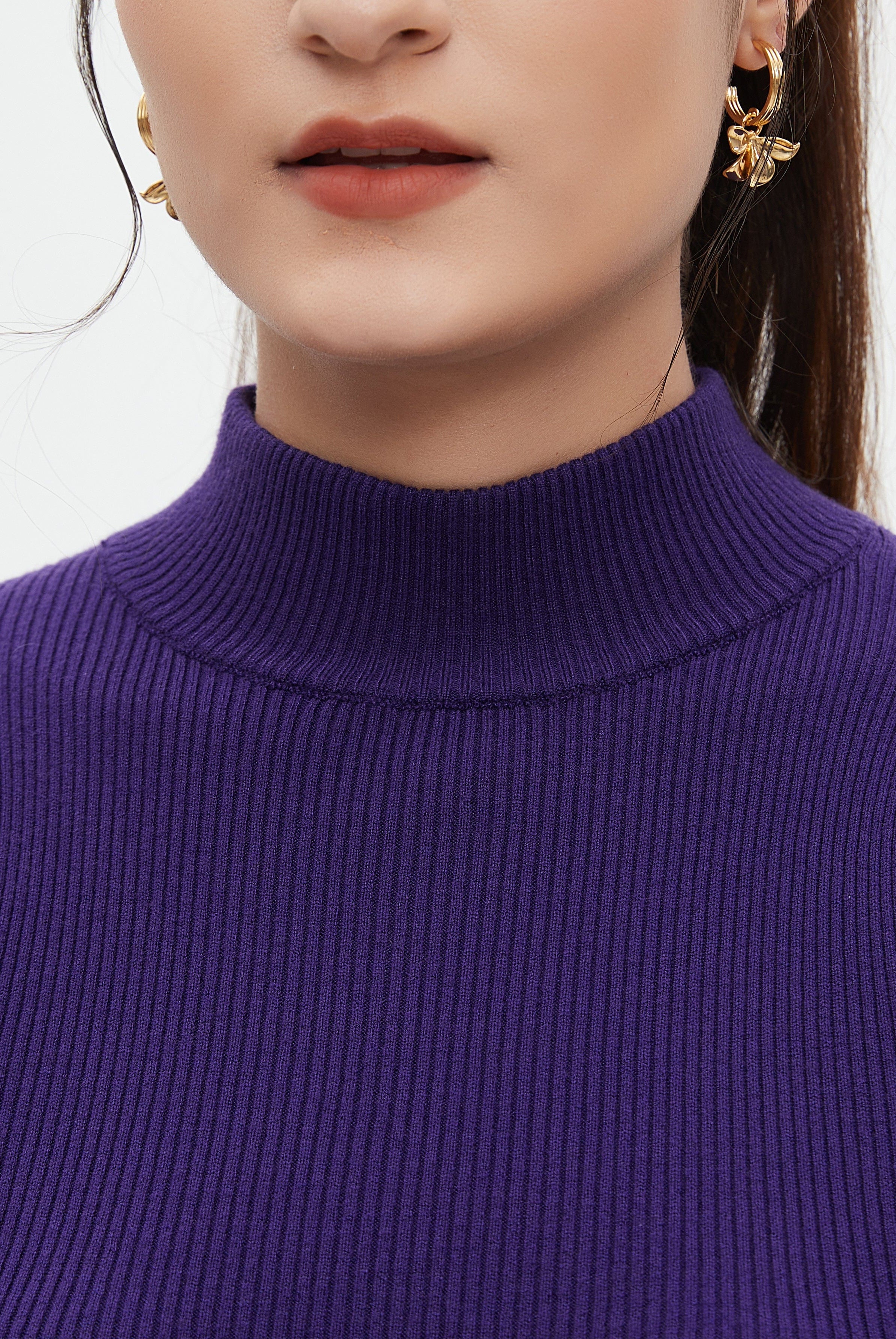 نتشي بلوزة مضلعة كم طويل برقبة مرتفعة نسائية