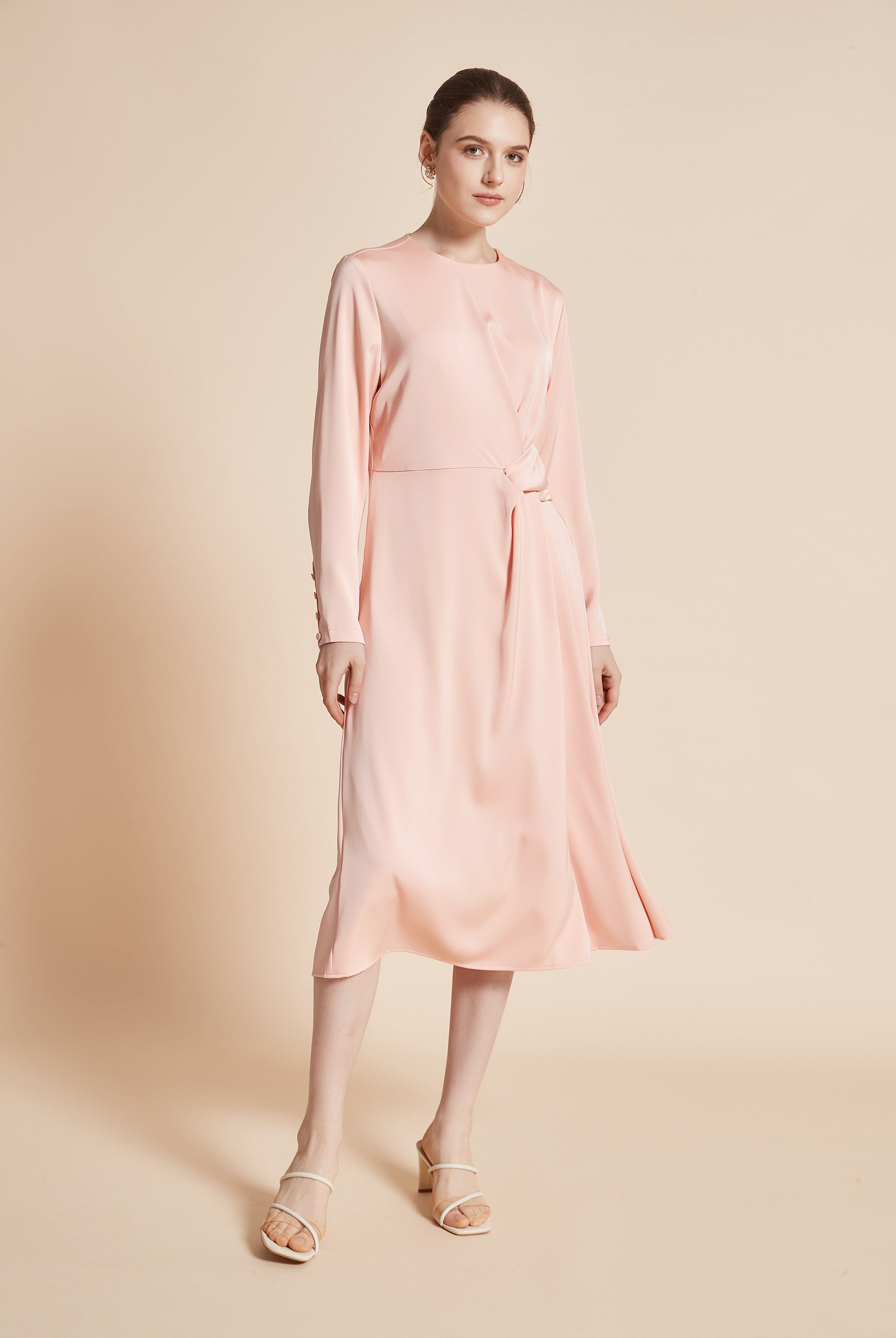 يولا فستان نسائي ميدي سادة بقصة لف وأكمام طويلة