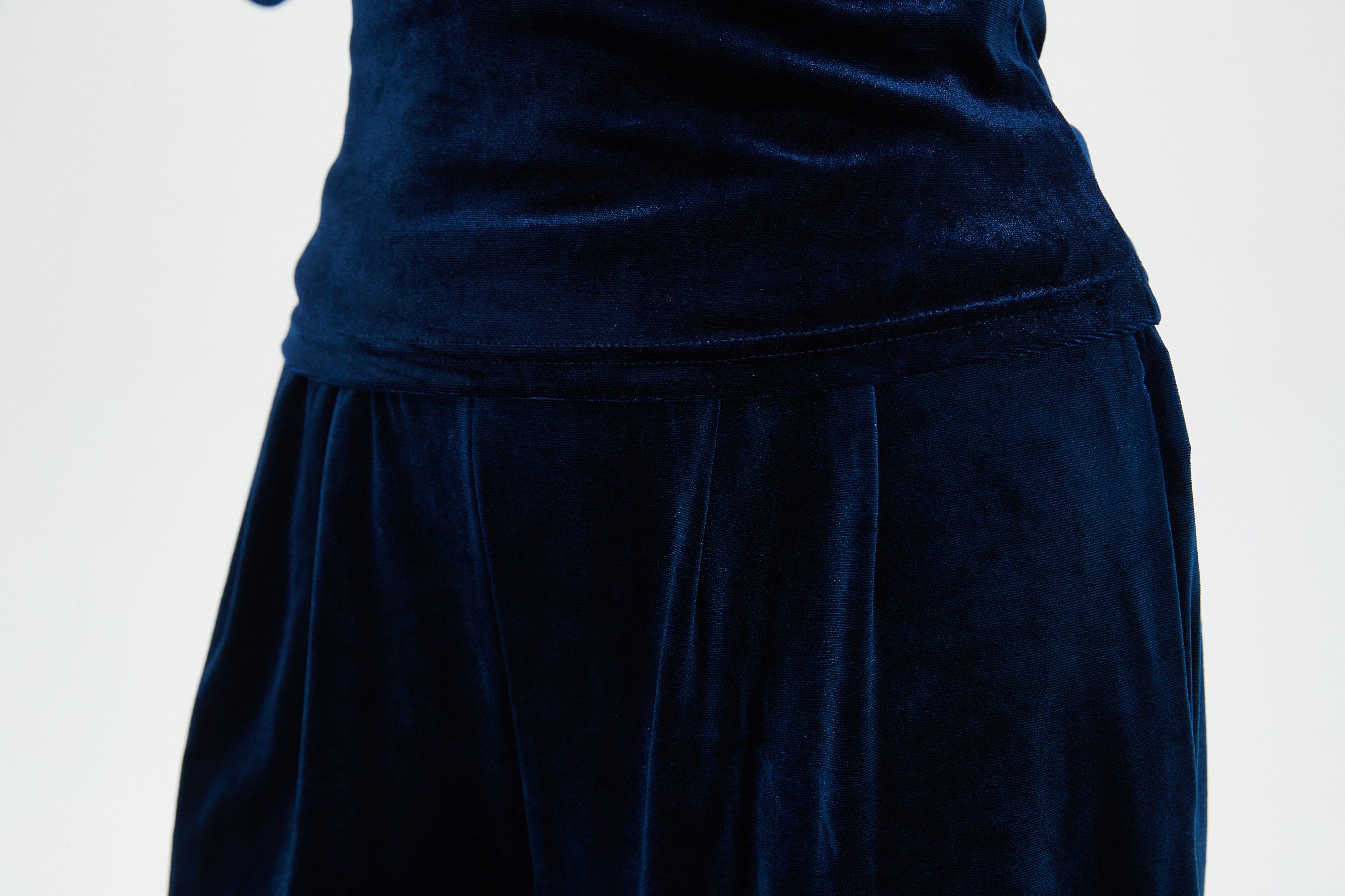 نتشي بلوزة نسائية مخملية اوف شولدر بكم طويل للشتاء