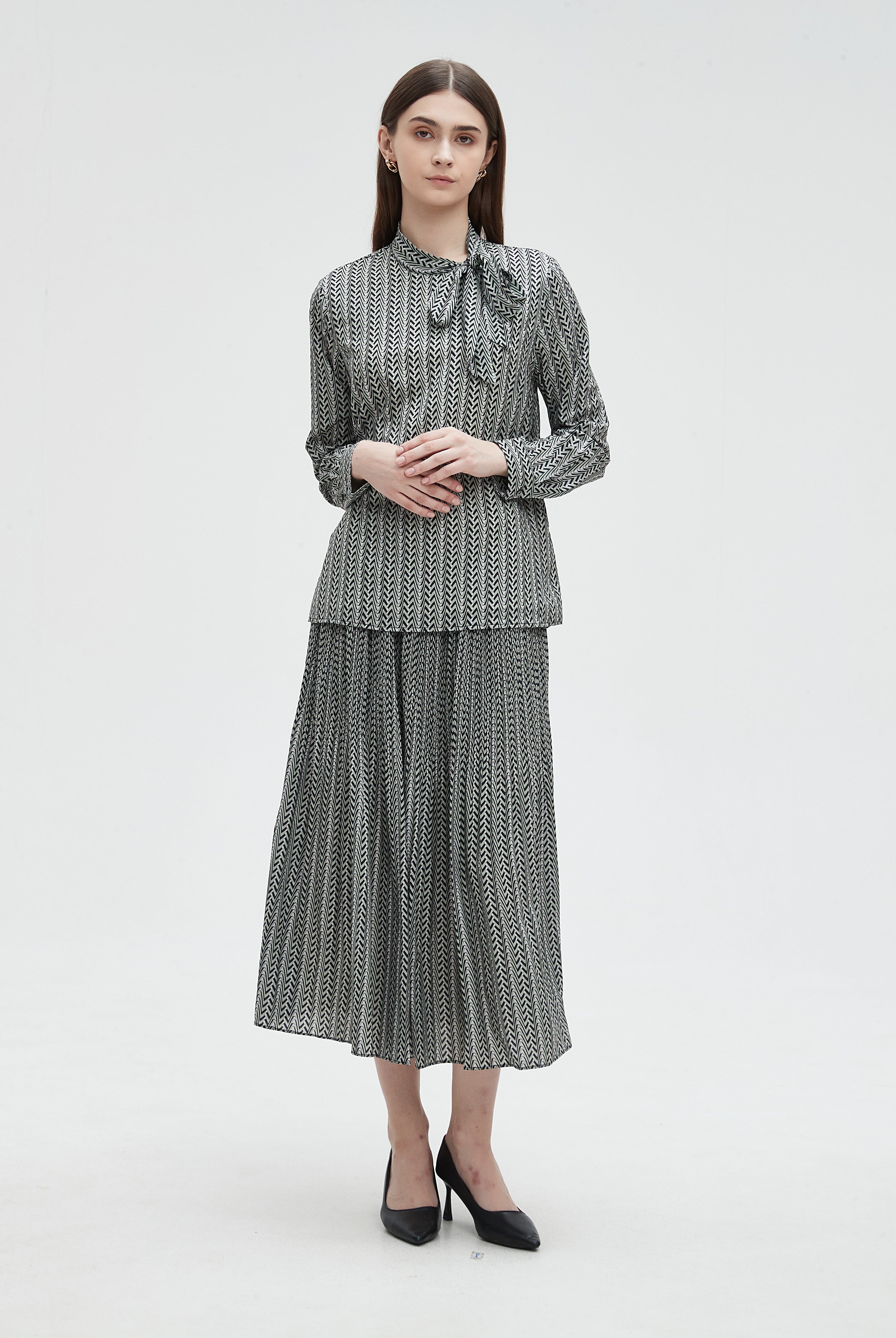 ميكا تنورة ميدي نسائية منقوشة بالطول