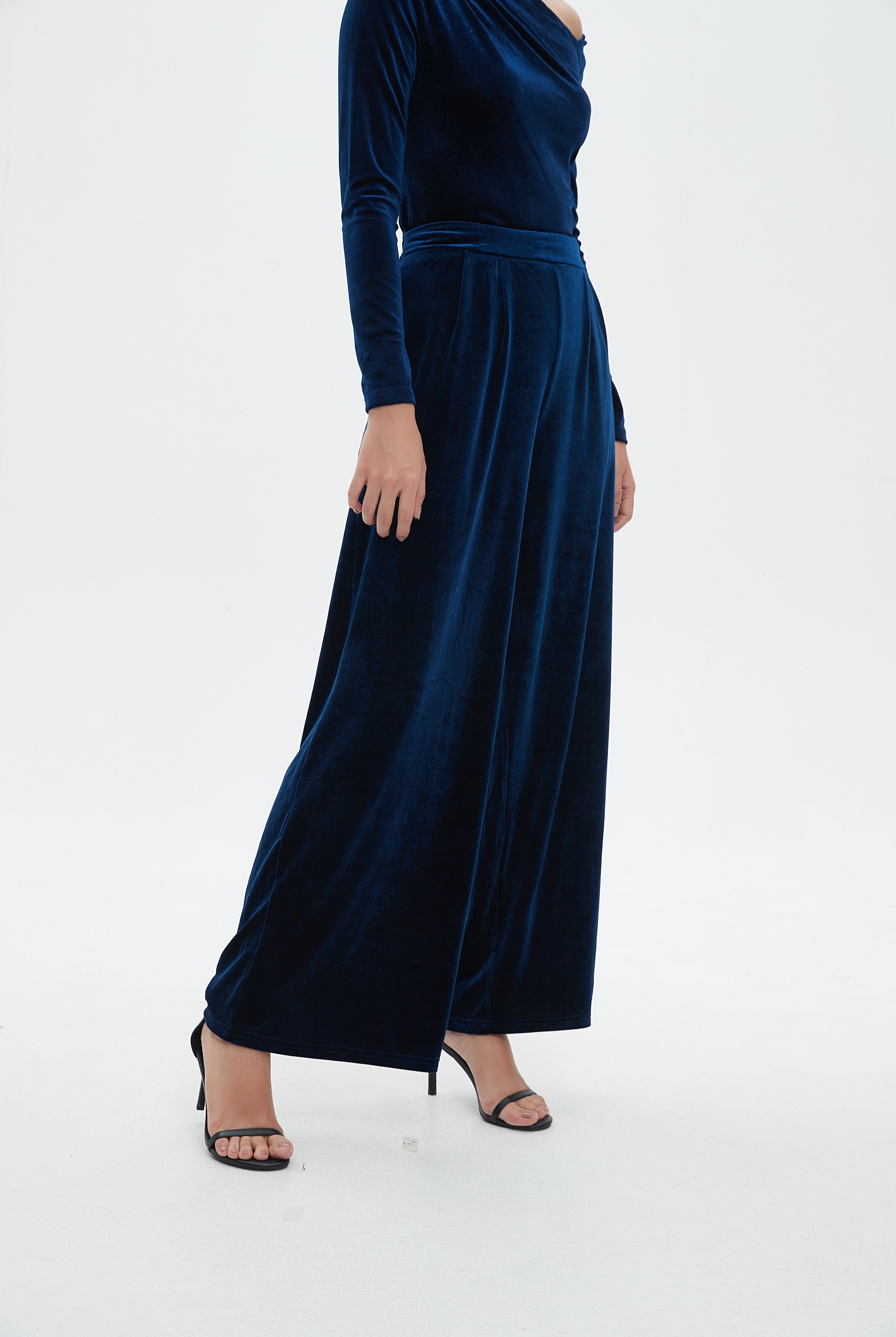 نتشي بنطلون سادة واسع قطيفة نسائي