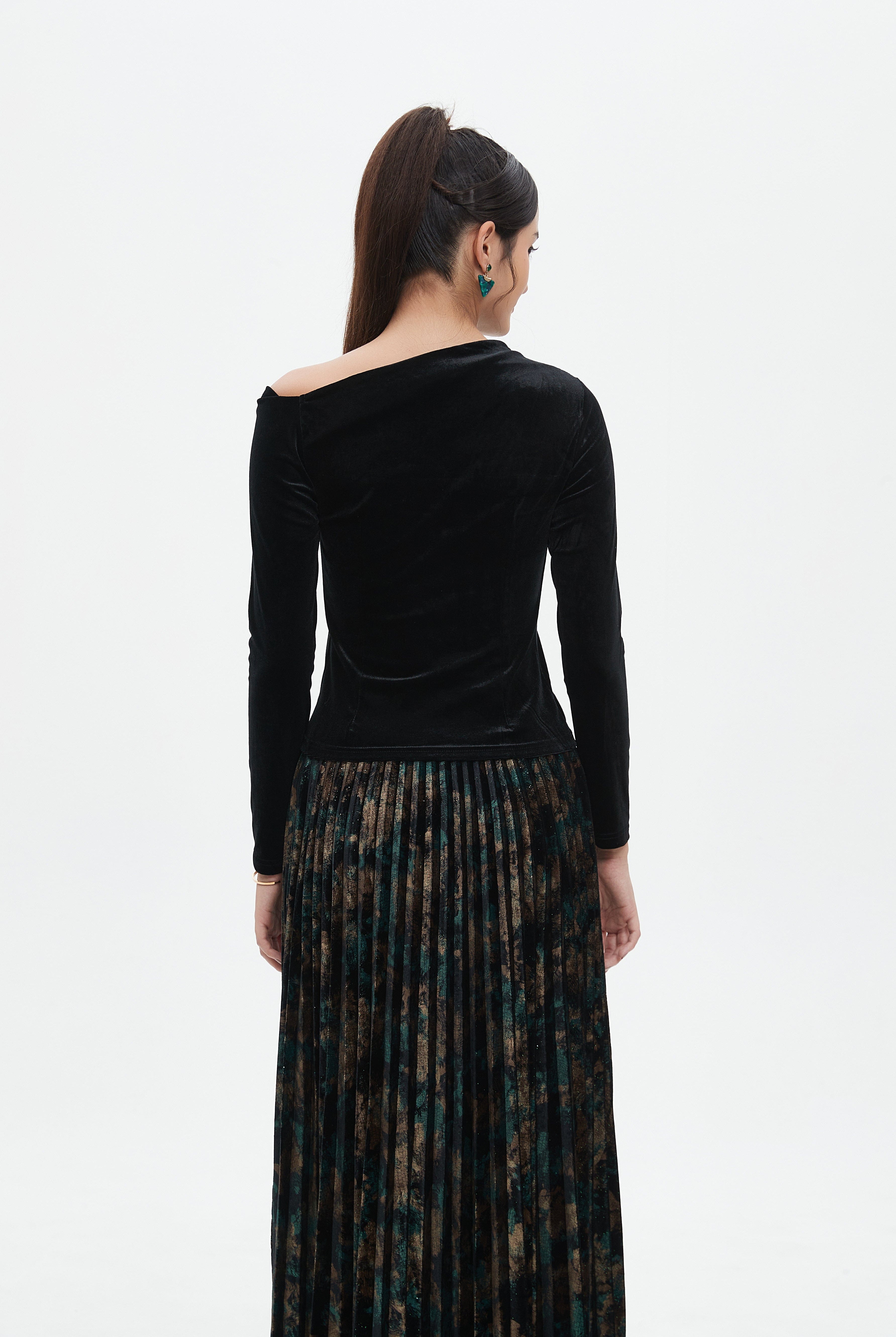 نتشي بلوزة نسائية مخملية اوف شولدر بكم طويل للشتاء