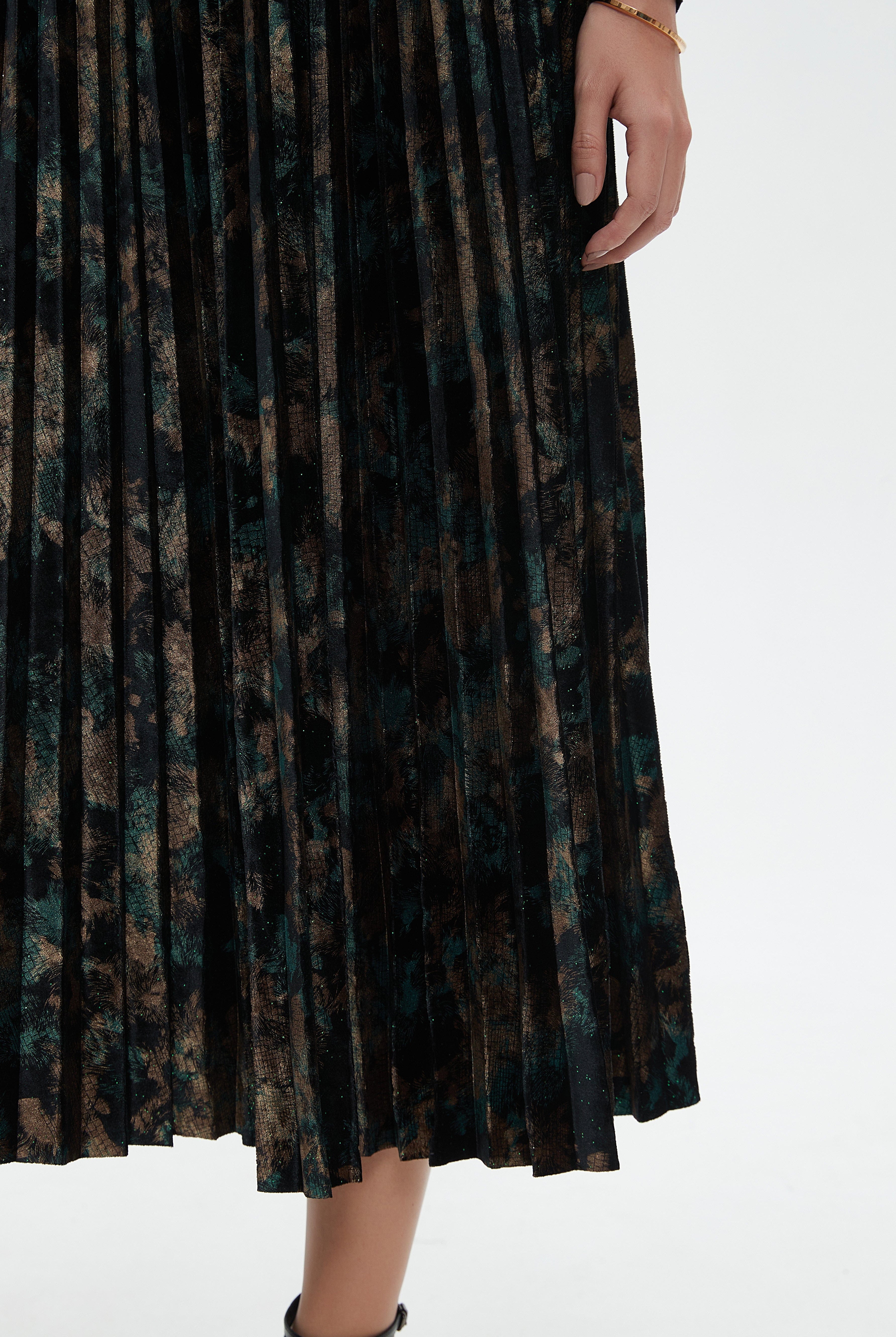 نتشي تنورة ميدي نسائية بليسيه منقوشة