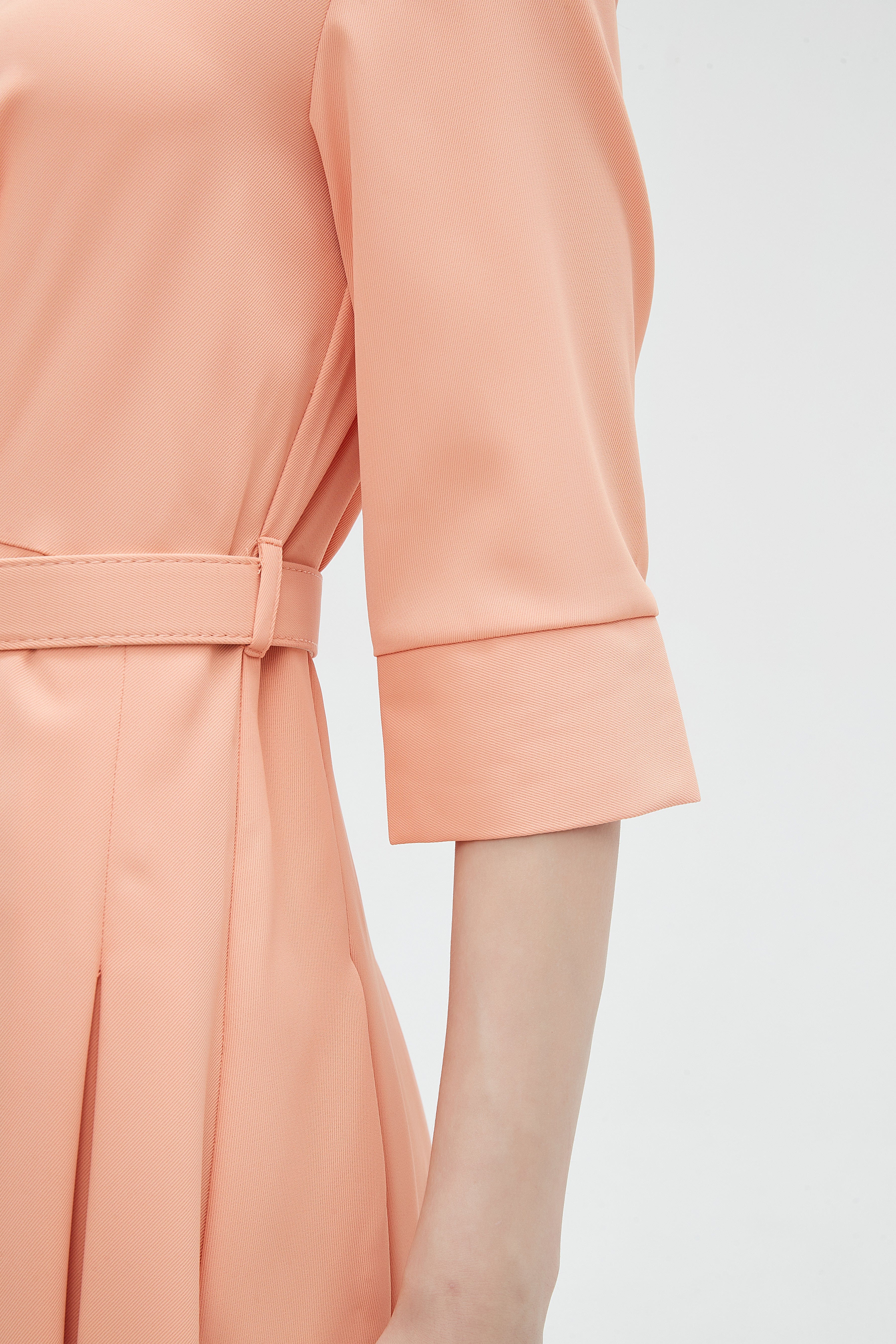 ميكا بلوزة نسائية بياقة 3/4 كم