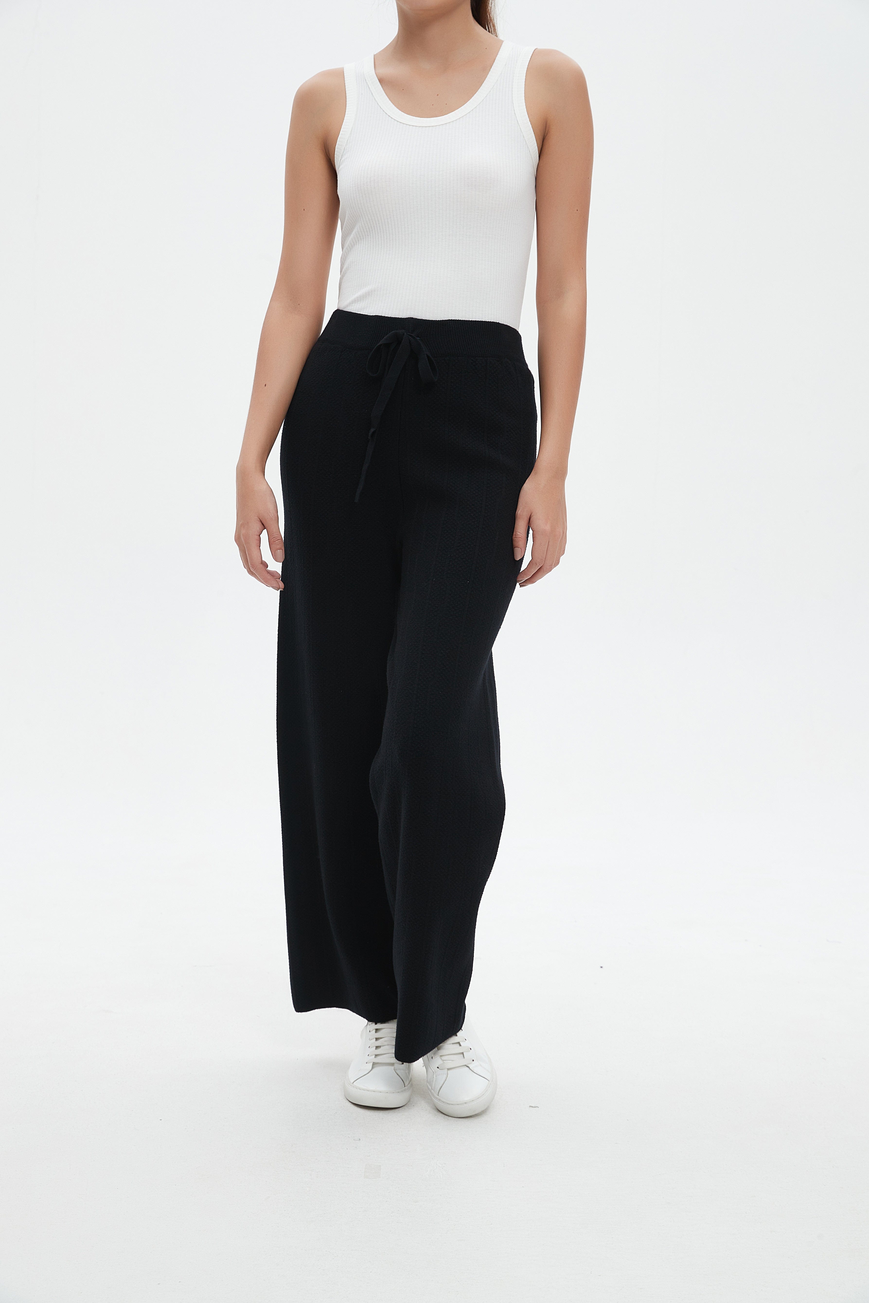 نتشي بنطلون سادة واسع طويل نسائي