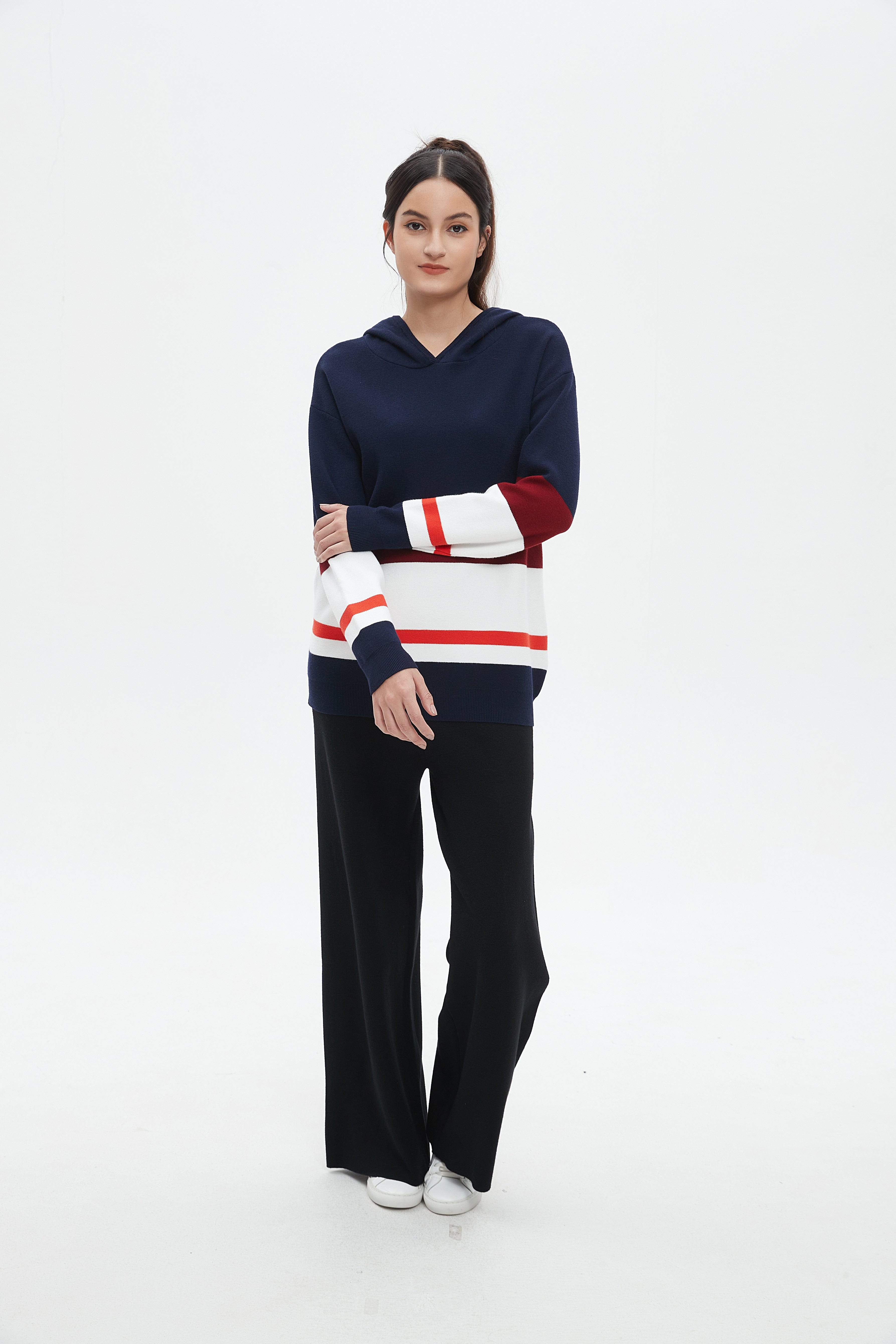 نتشي بلوفر مخطط بالعرض كم طويل بقبعة نسائي