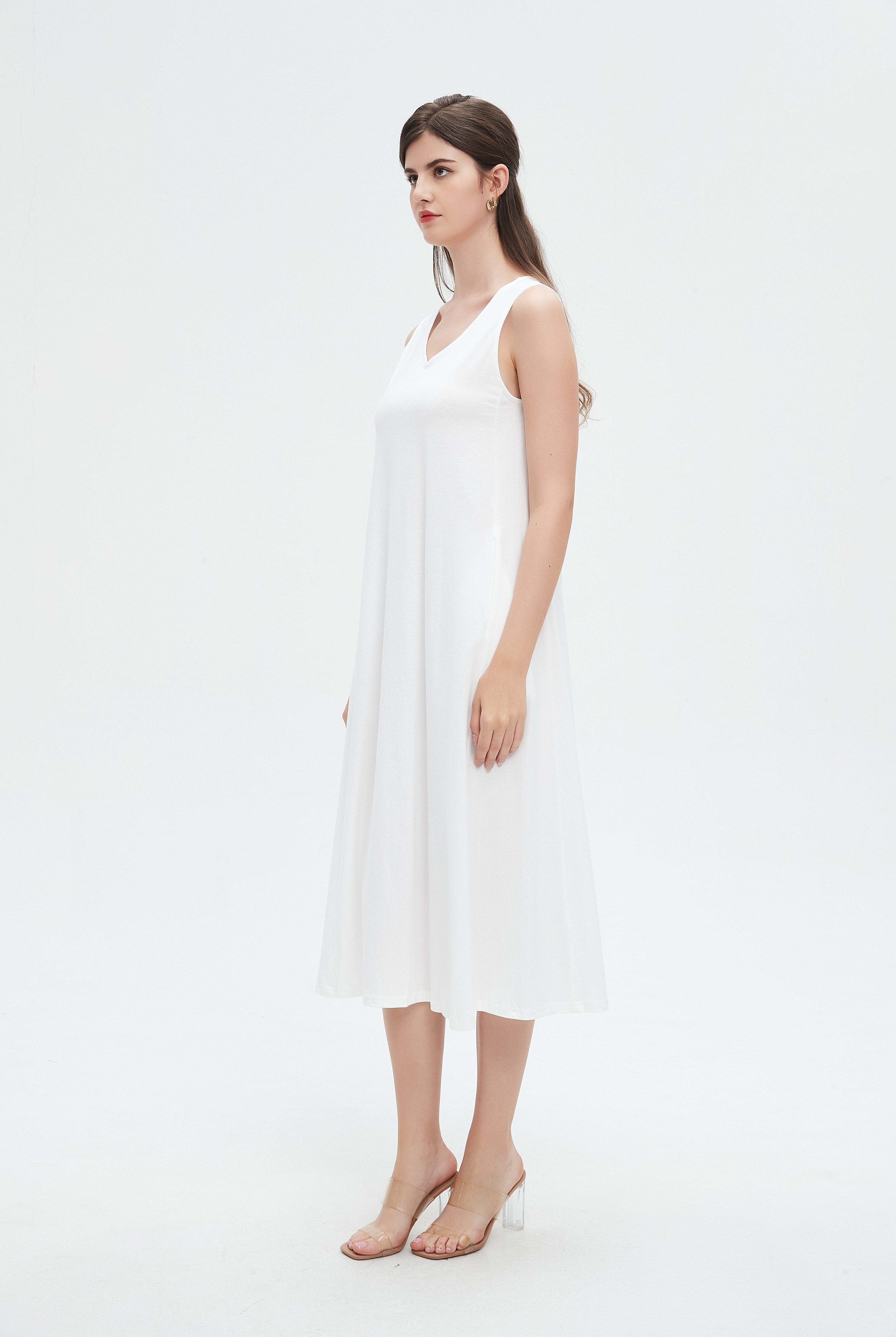 نتشي فستان ميدي بدون أكمام مزين بجيوب