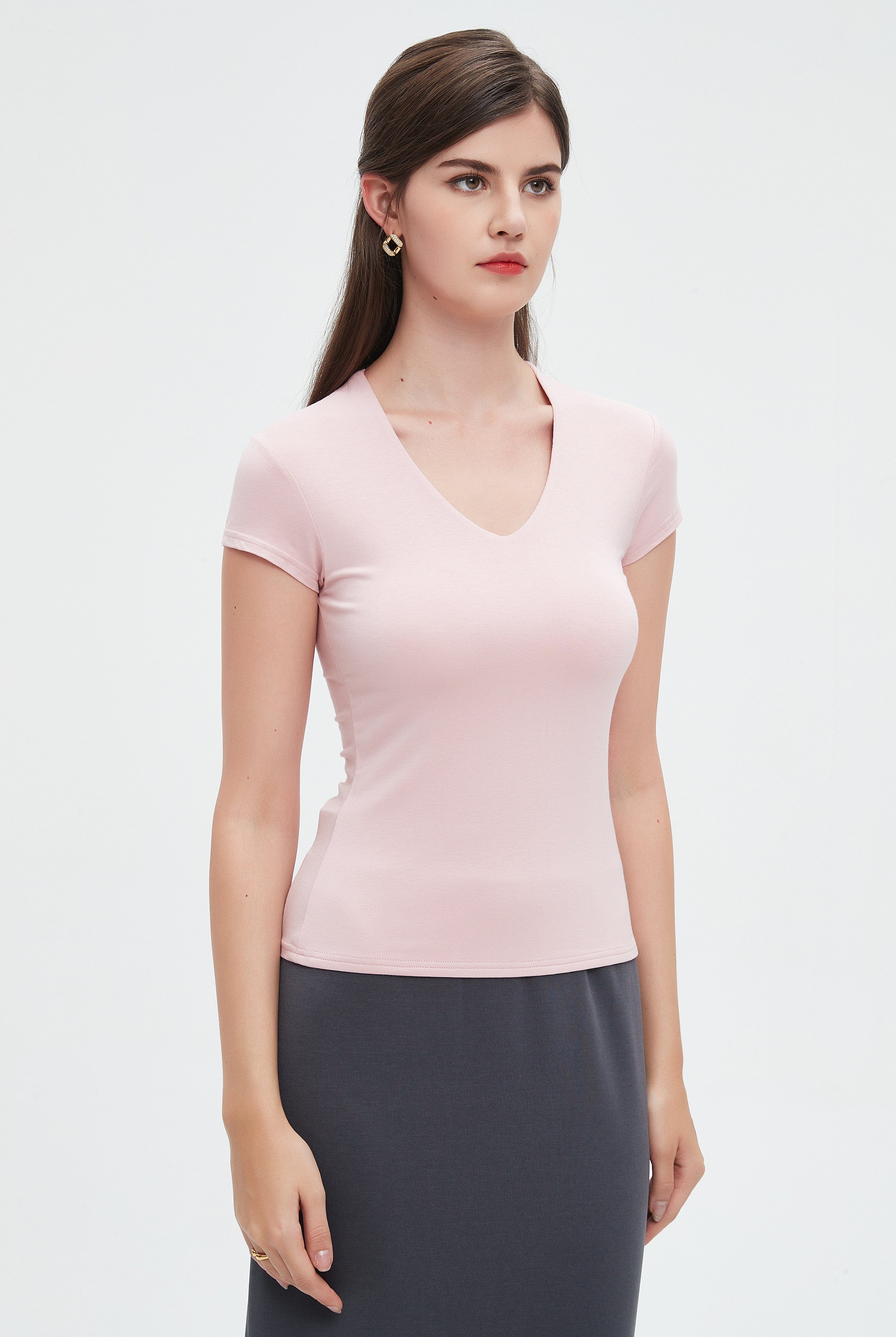 نتشي بلوزة أكمام قصيرة سادة ضيقة