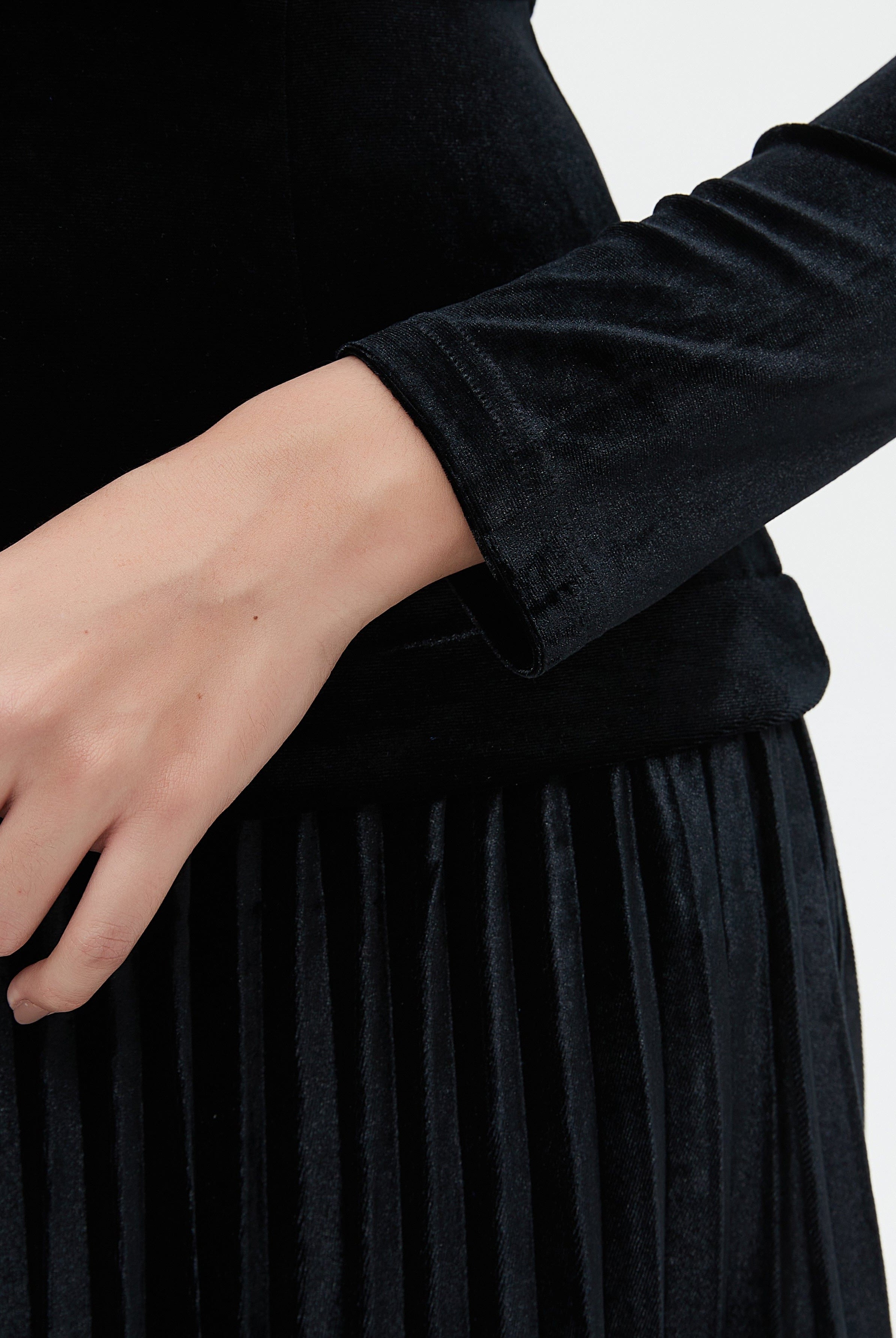 نتشي فستان ماكسي كم طويل سادة مخصر نسائي