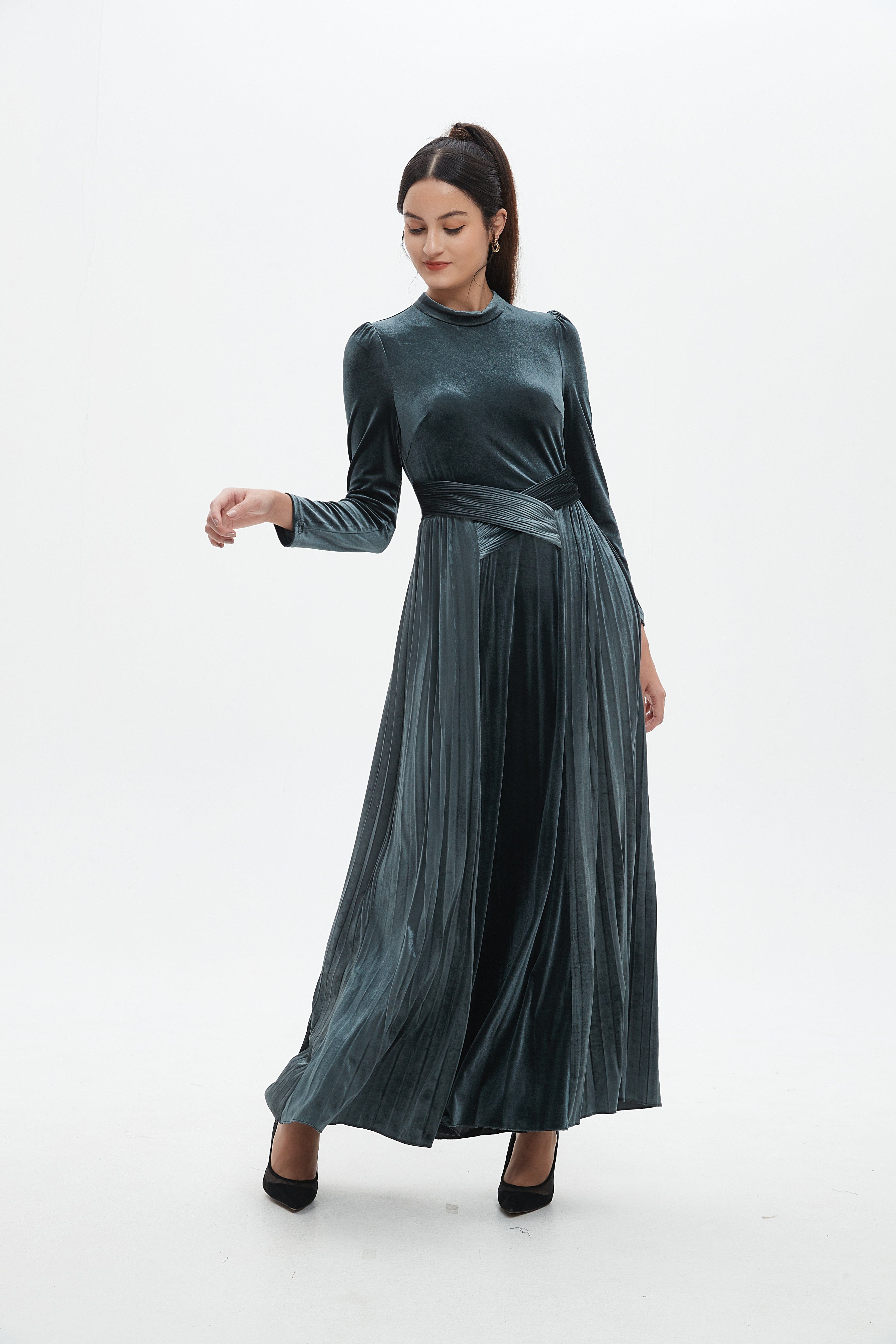 نتشي فستان ماكسي مخصر كم طويل مكشكش من أسفل نسائي