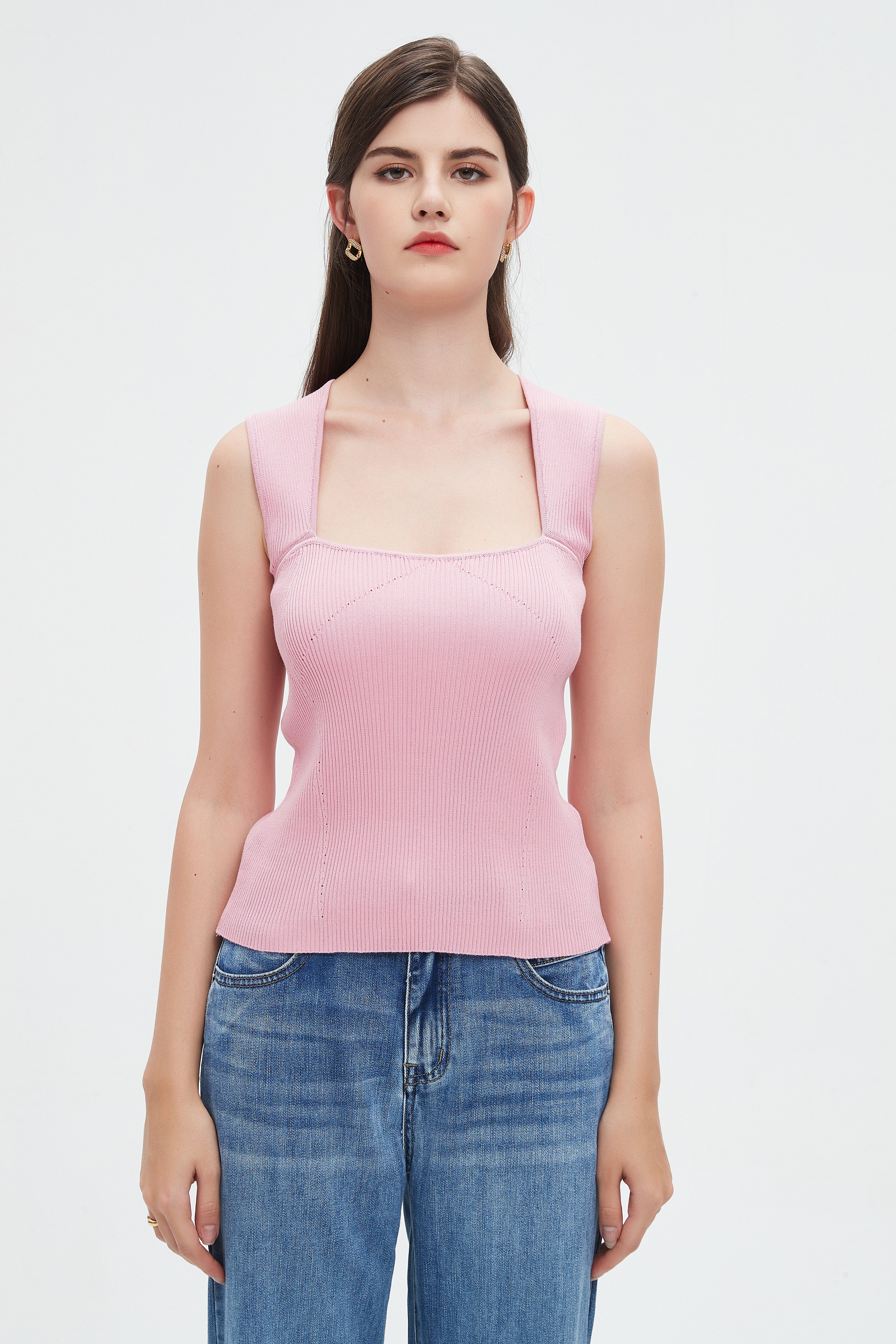 نتشي بلوزة نسائية بدون اكمام فتحة صدر عريضه