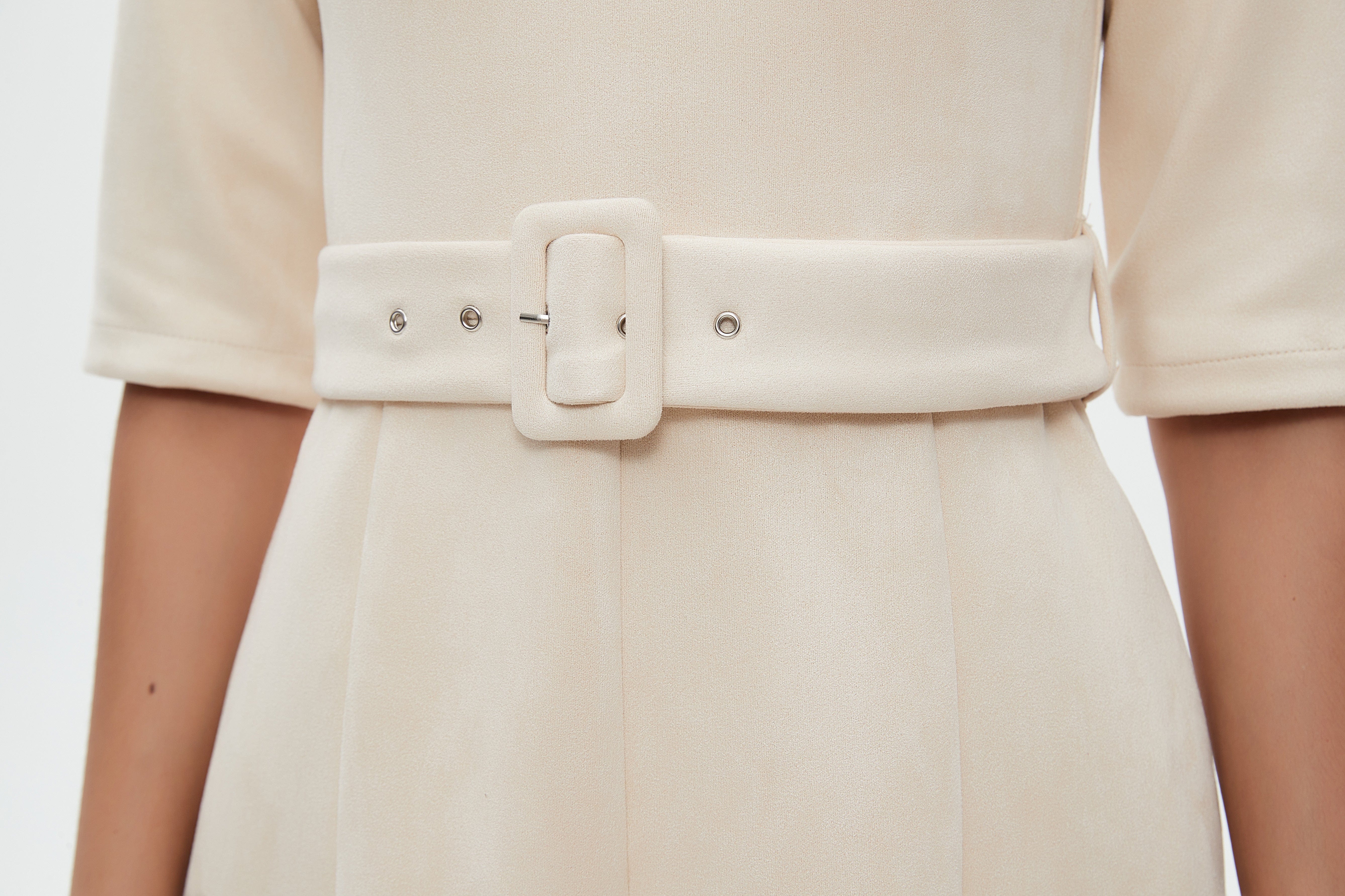 نتشي فستان ميدي بأكمام 3/4 سادة بحزام خصر