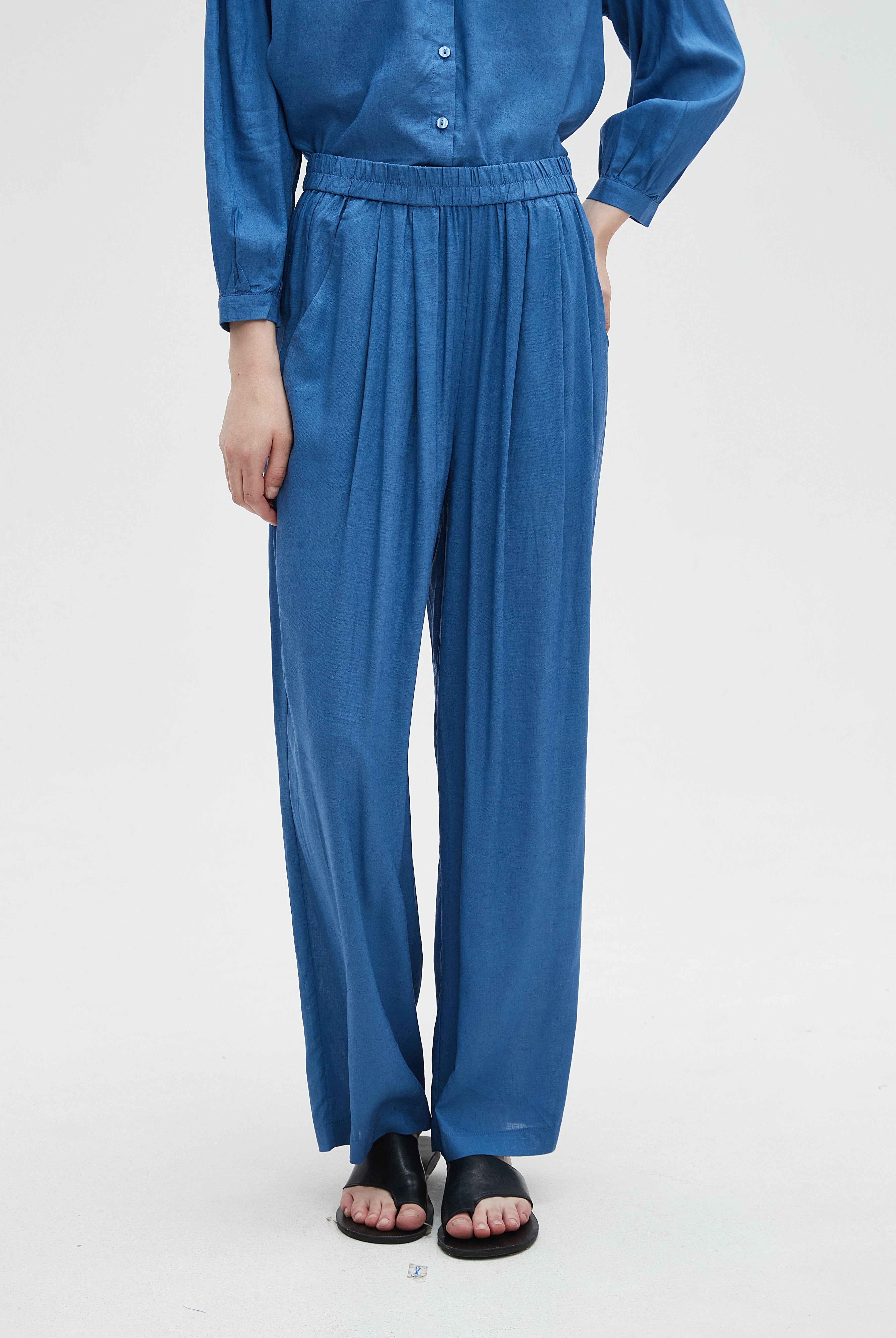 ميكا بلوزة نسائية سادة بأكمام طويلة