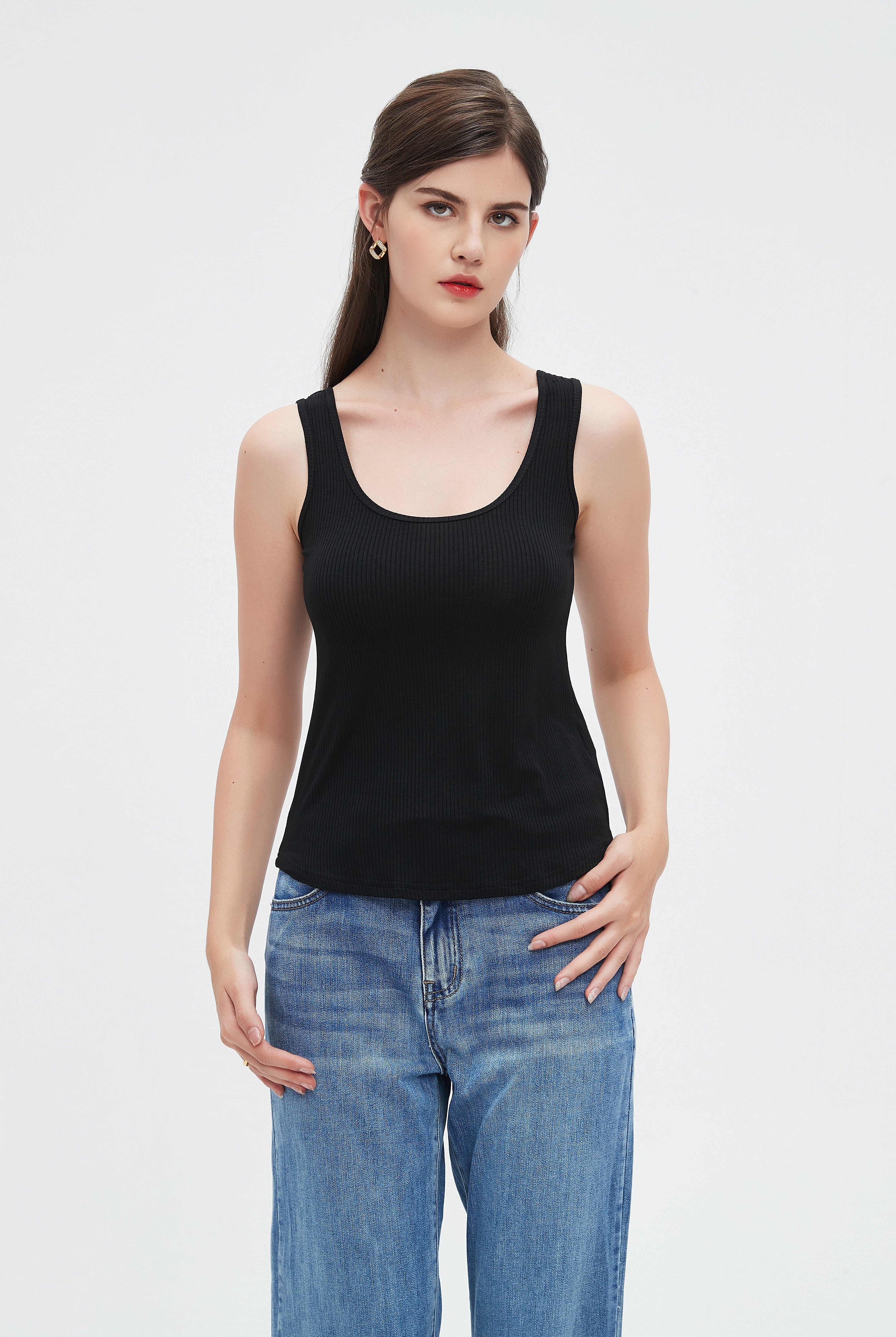 نتشي تانك توب نسائي سادة ضيق حمالات بدون أكمام