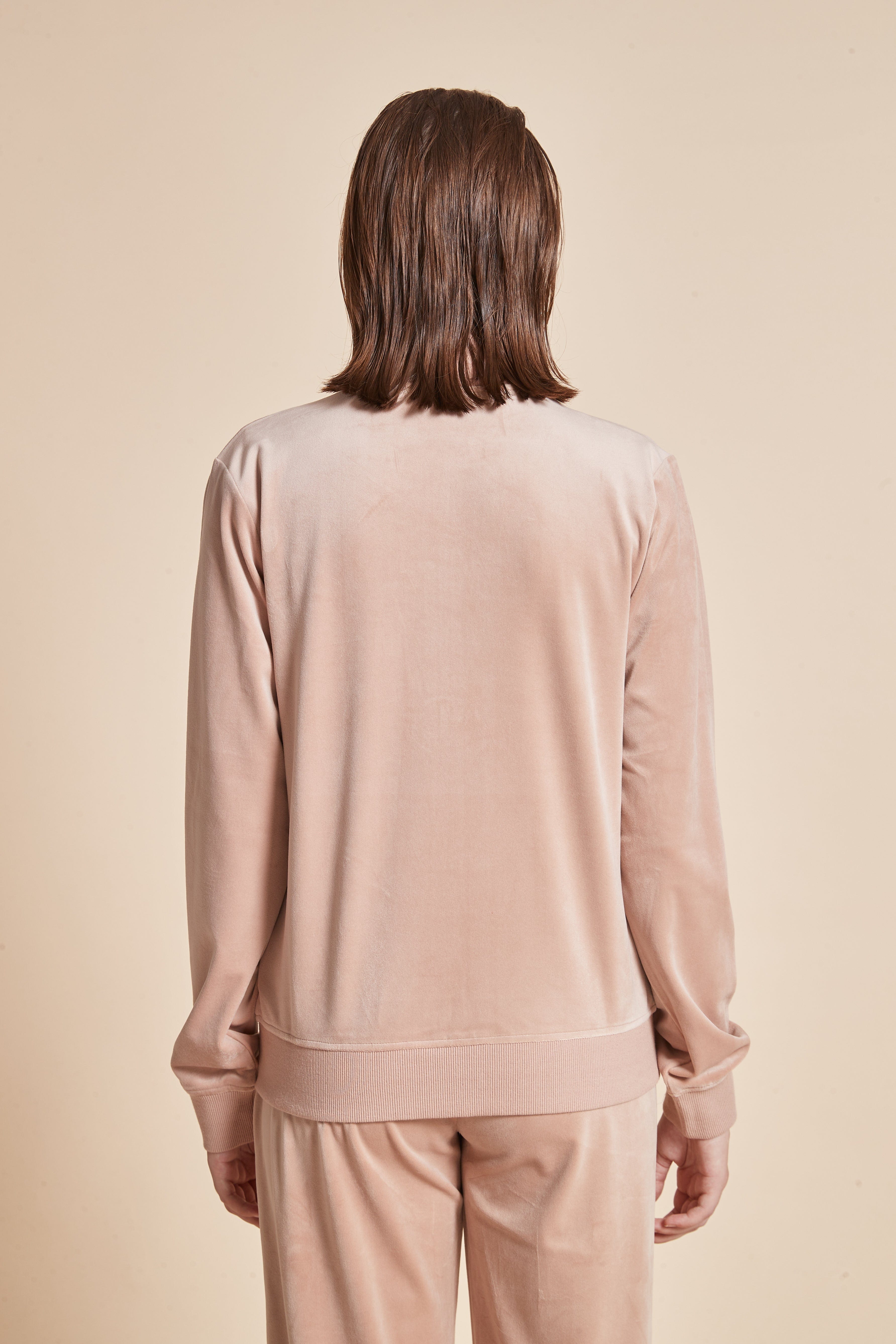 يولا جاكيت نسائي شتوي بسحاب أمامي وكم طويل مع جيوب أمامية