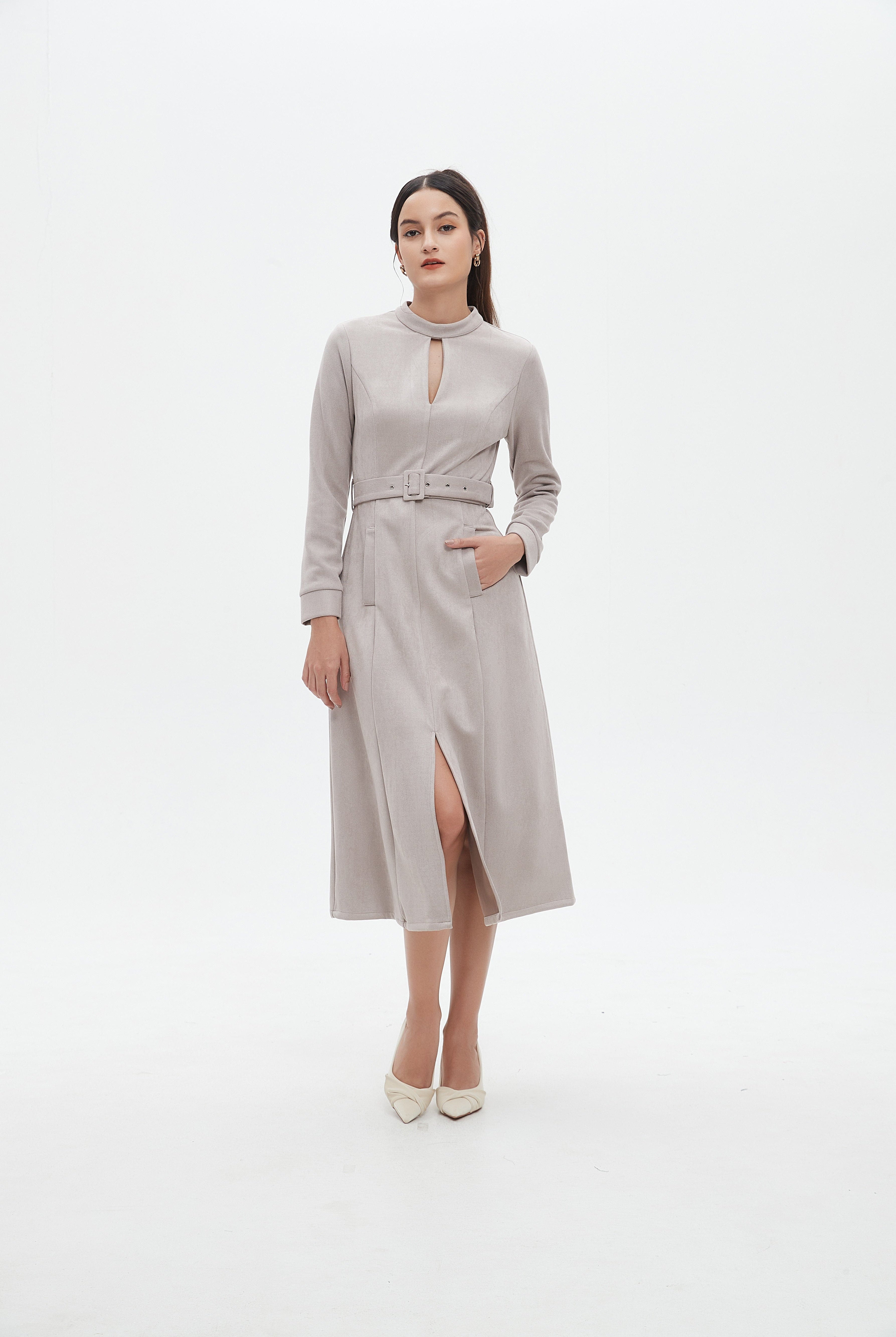 نتشي فستان ميدي بأكمام طويلة مفتوح من الأمام بحزام خصر