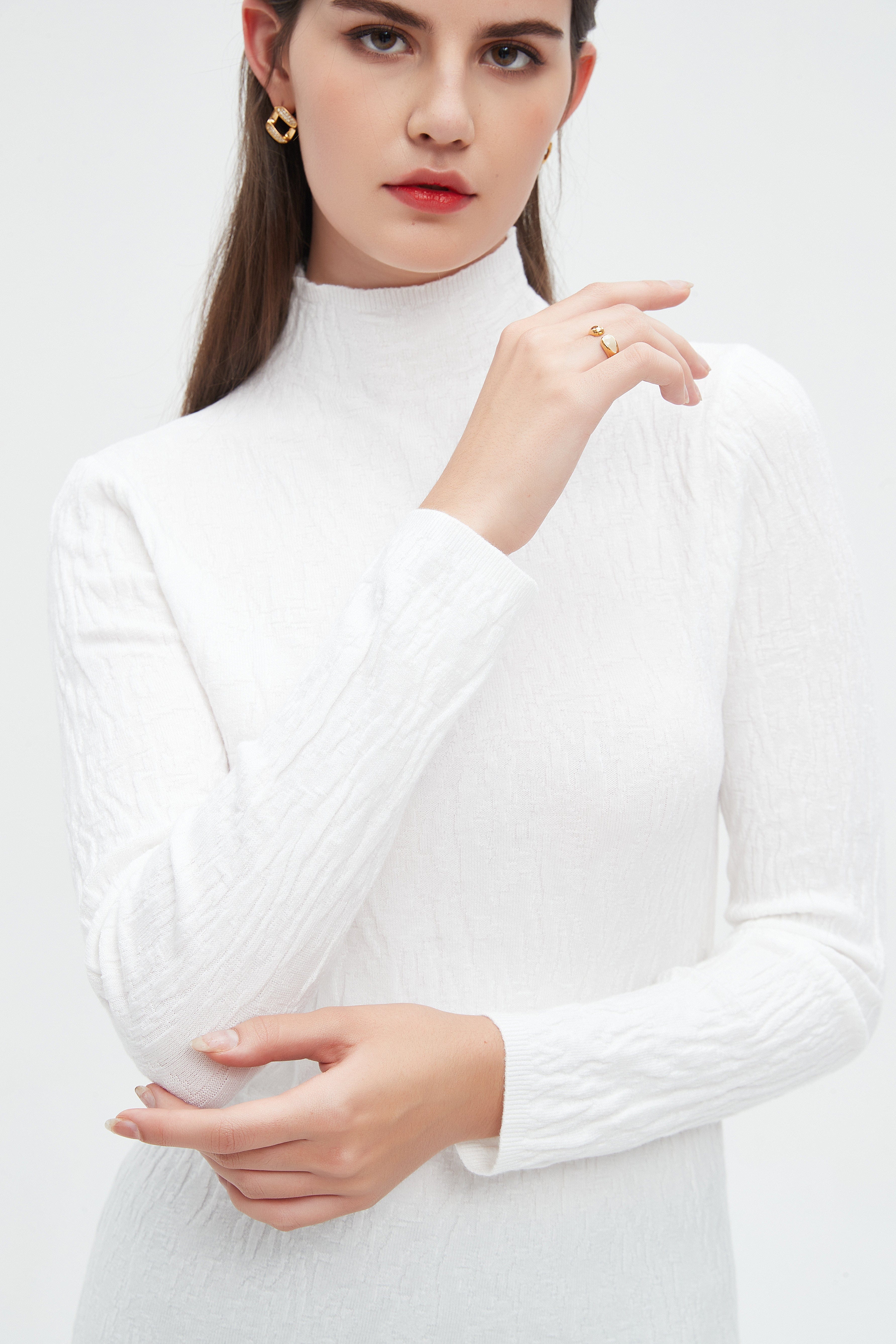 نتشي بلوزة نسائية بأكمام طويلة ورقبه عاليه