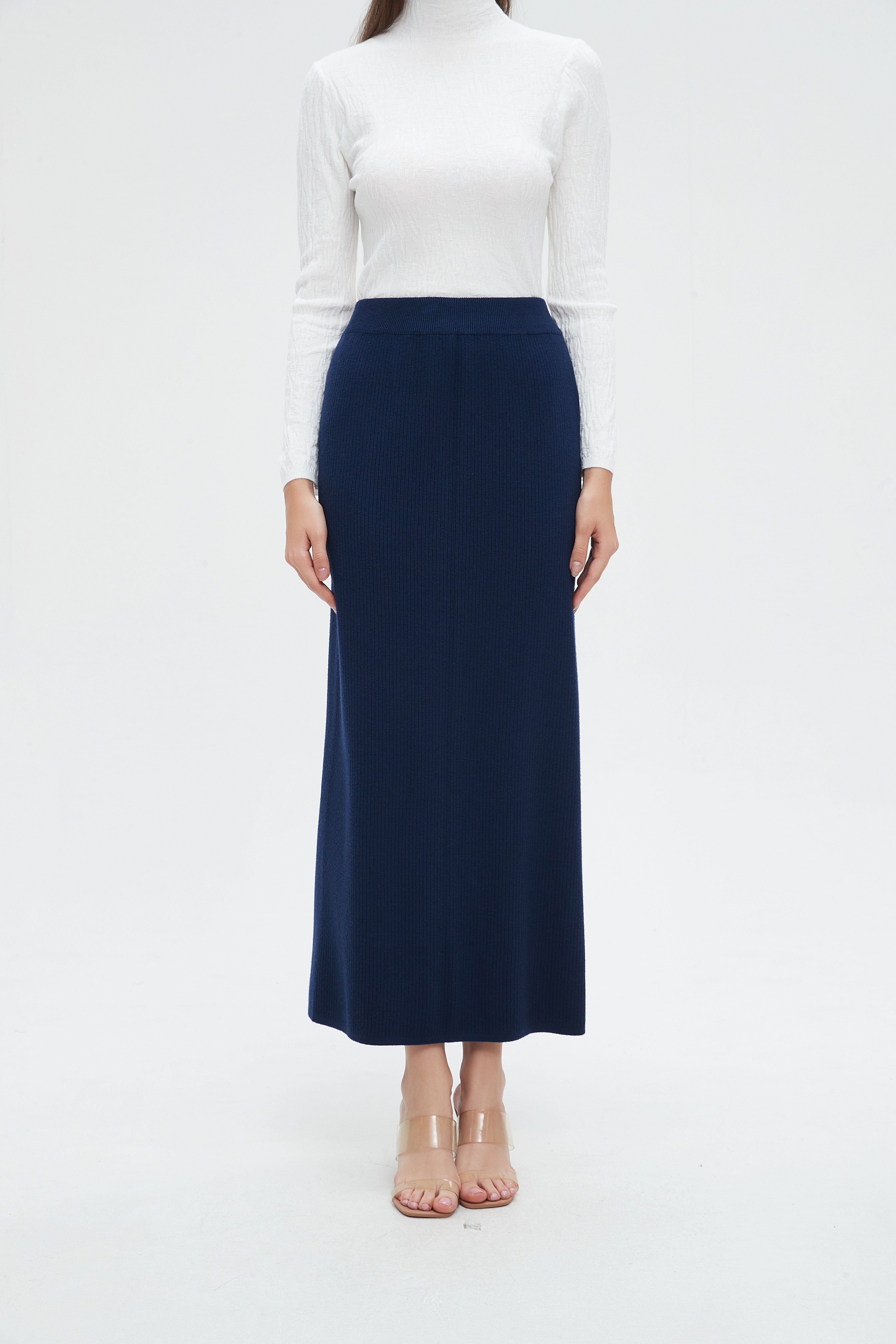 نتشي تنورة نسائية ميدي سادة