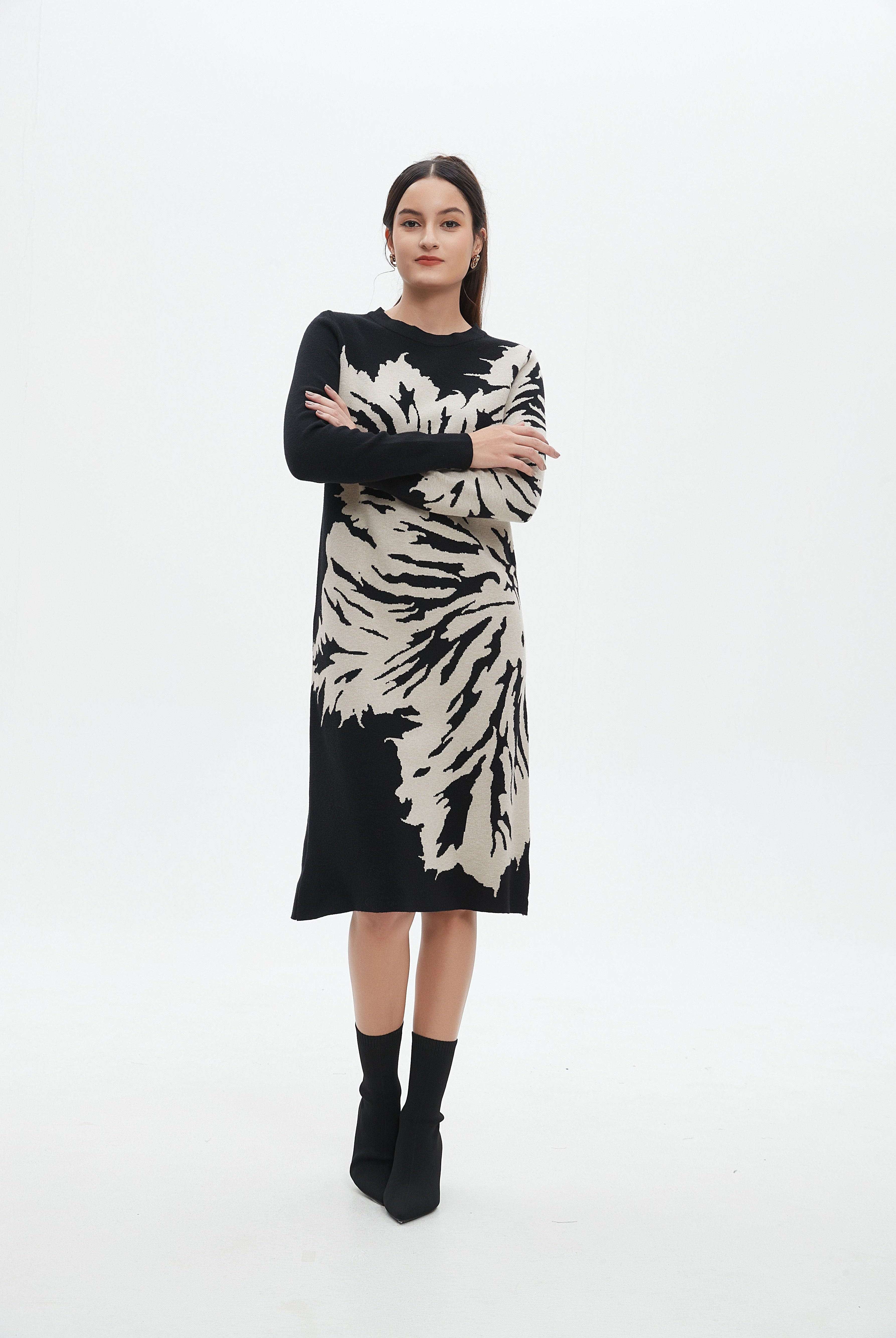 نتشي فستان منقوش كم طويل ميدي نسائي