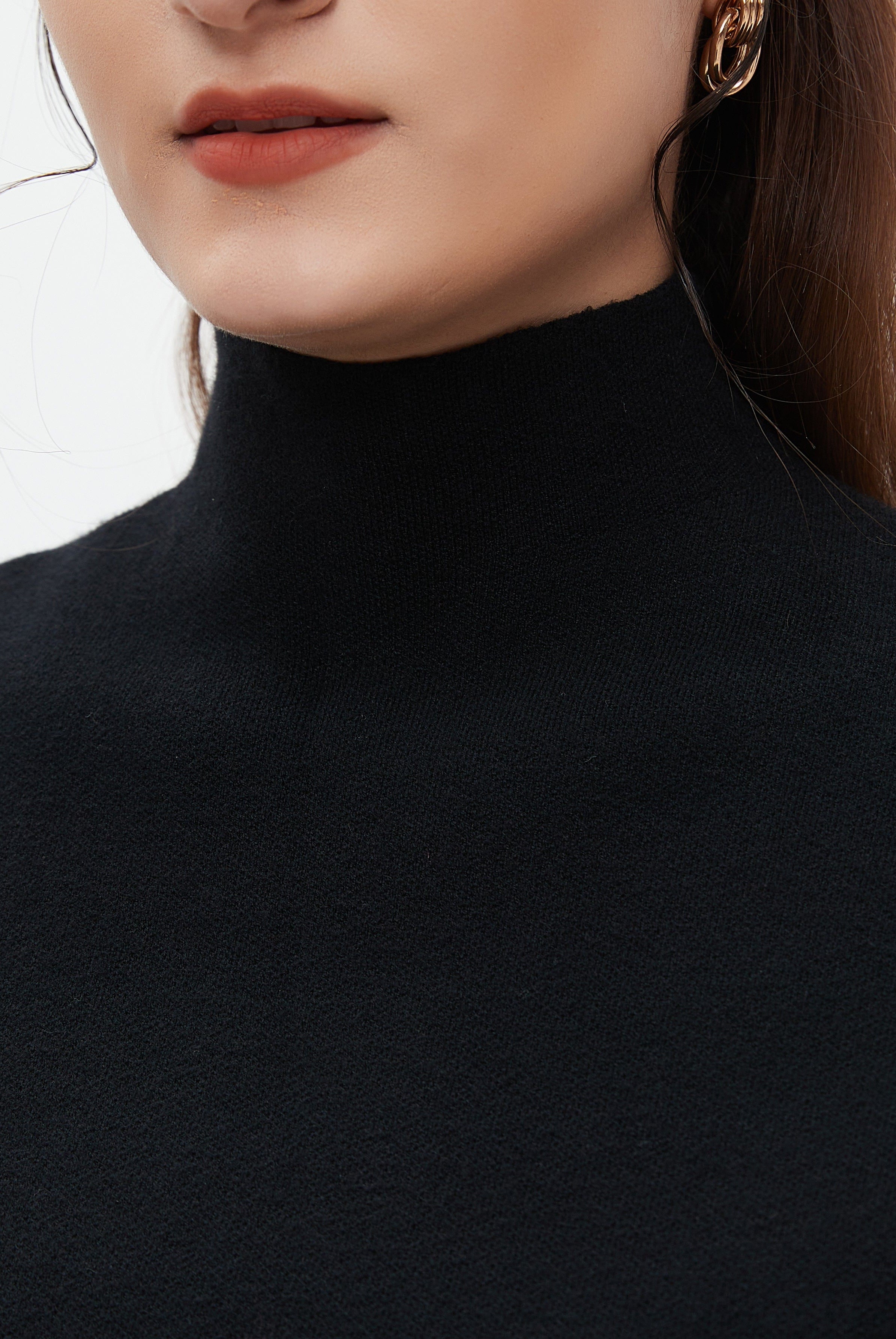 نتشي بلوزة نسائية سادة كات برقبة عالية وحزام على الخصر