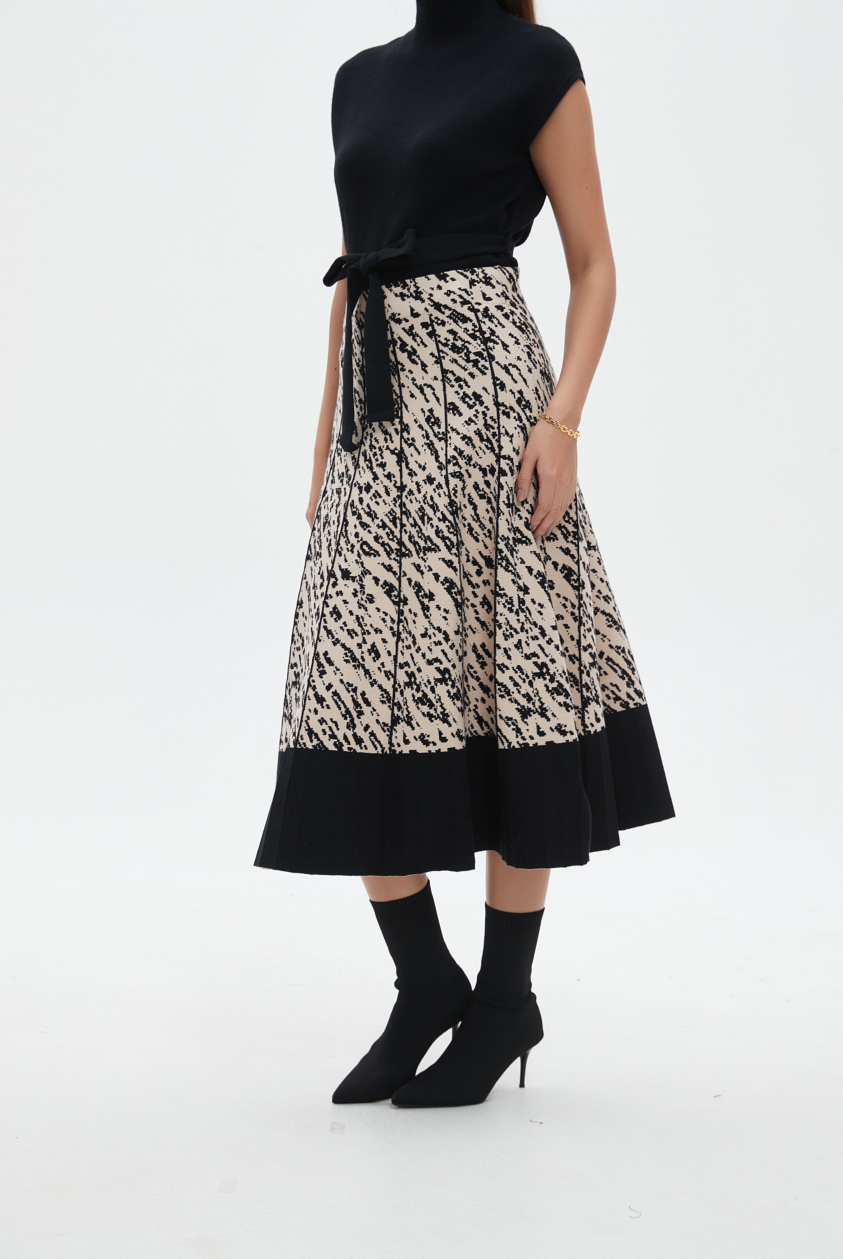 نتشي تنورة منقوشة ميدي واسعة نسائي