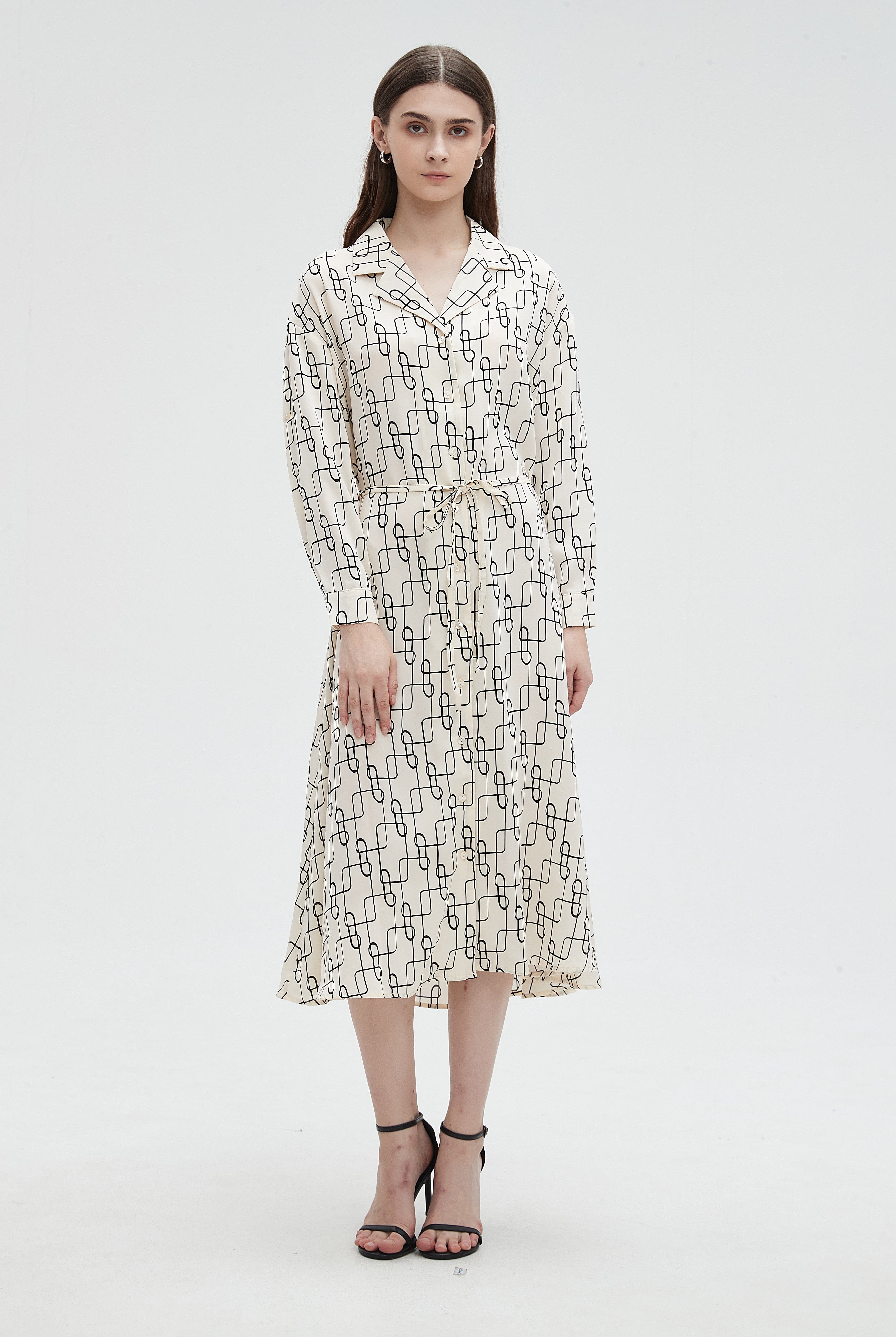 ميكا بلوزة نسائية بكم طويل وياقة طويلة