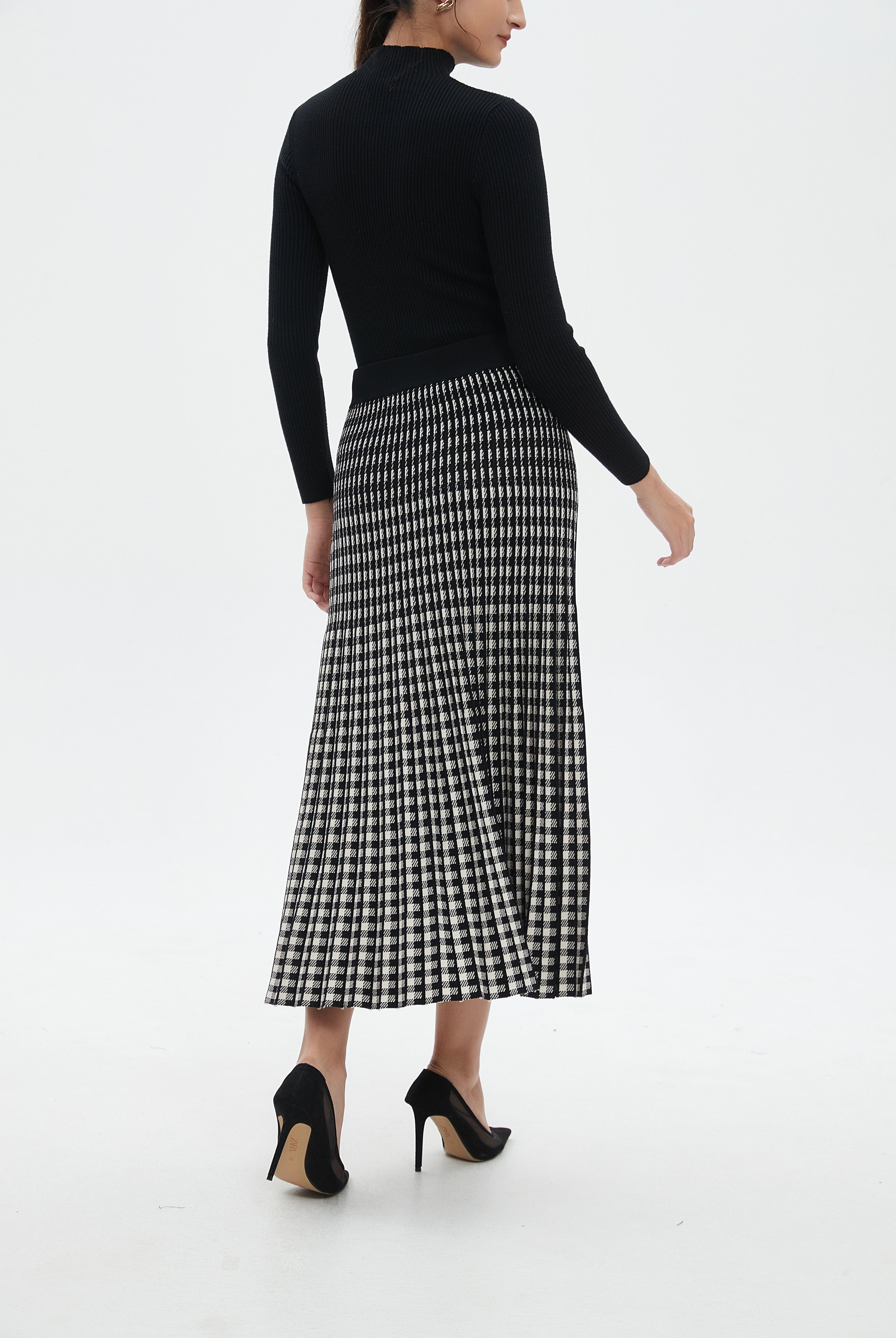 نتشي تنورة ميدي هاي ويست مطبوعة