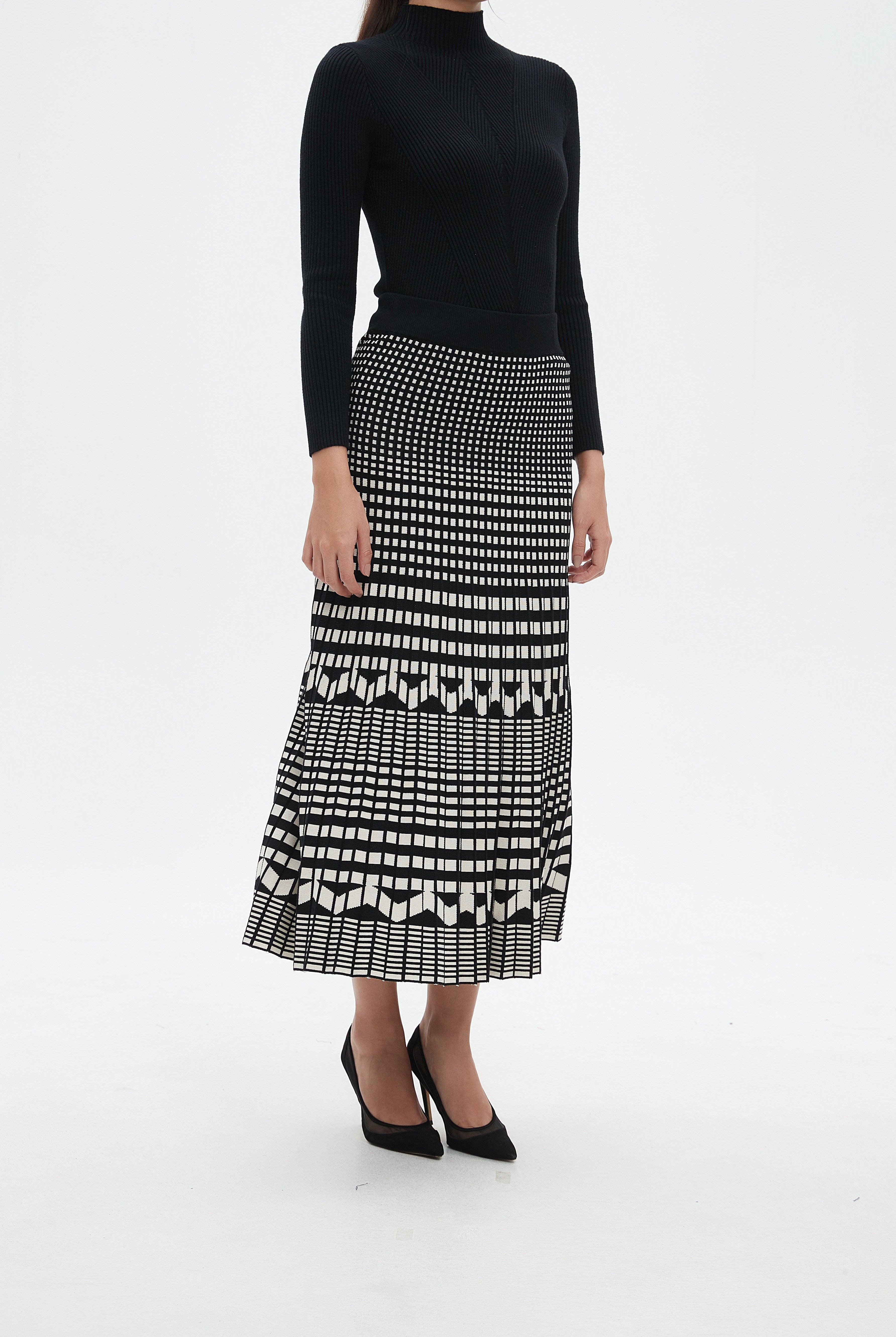 نتشي تنورة ميدي نسائية منسوجة