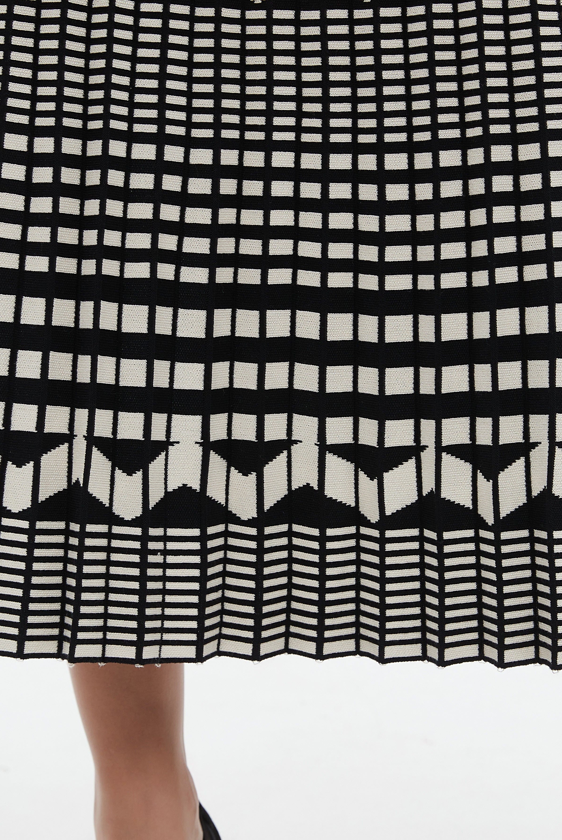 نتشي تنورة ميدي نسائية منسوجة