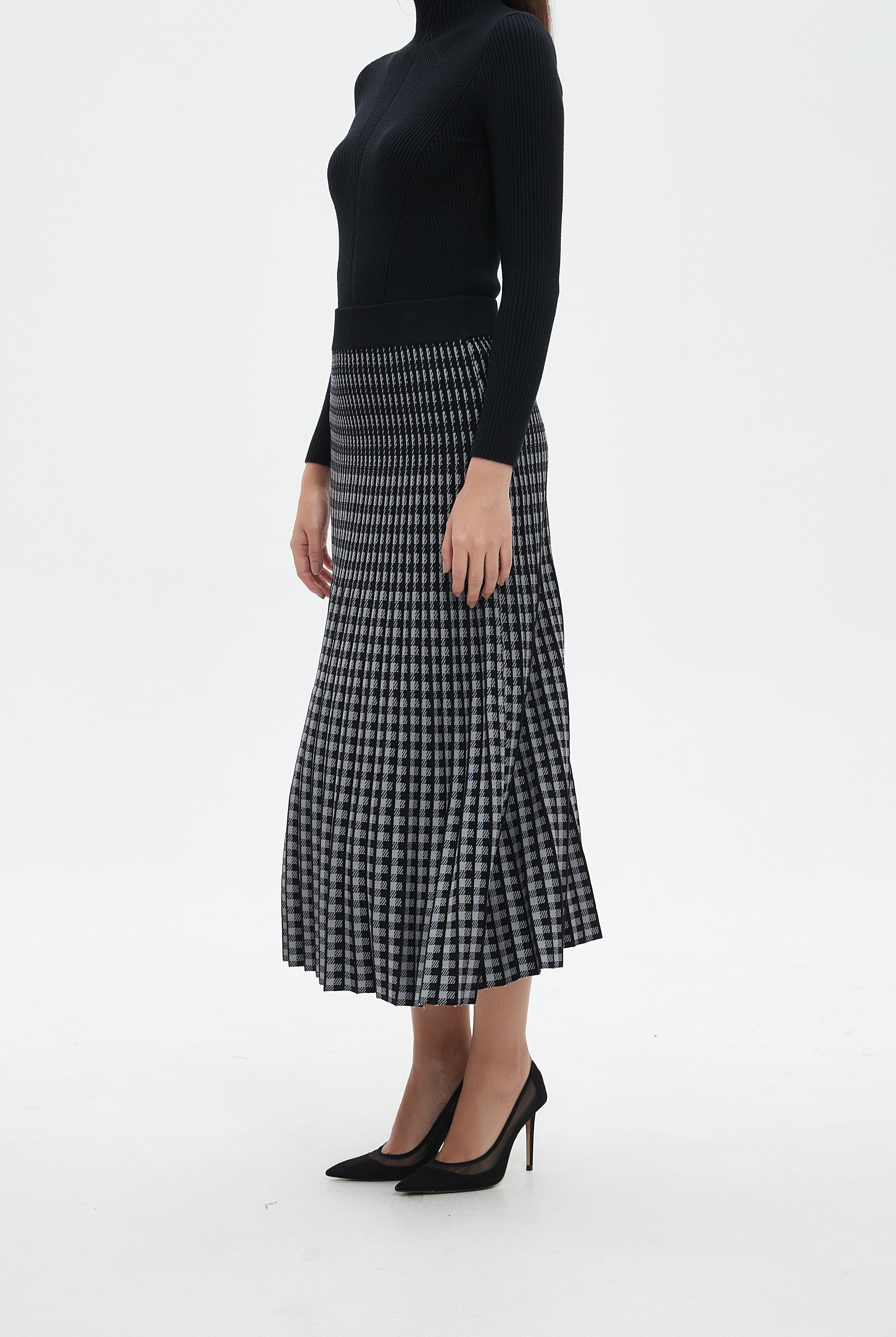 نتشي تنورة ميدي هاي ويست مطبوعة