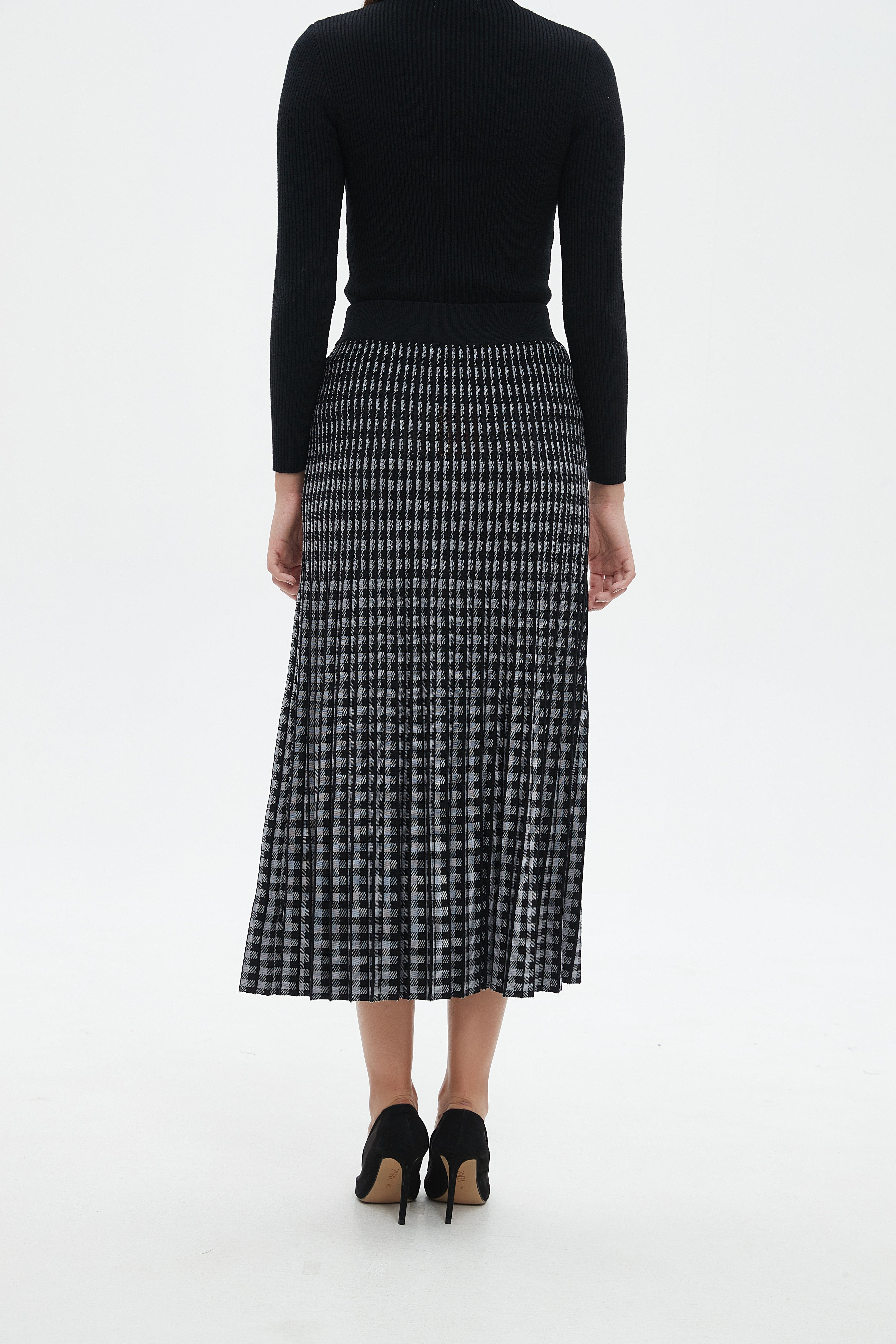 نتشي تنورة ميدي هاي ويست مطبوعة